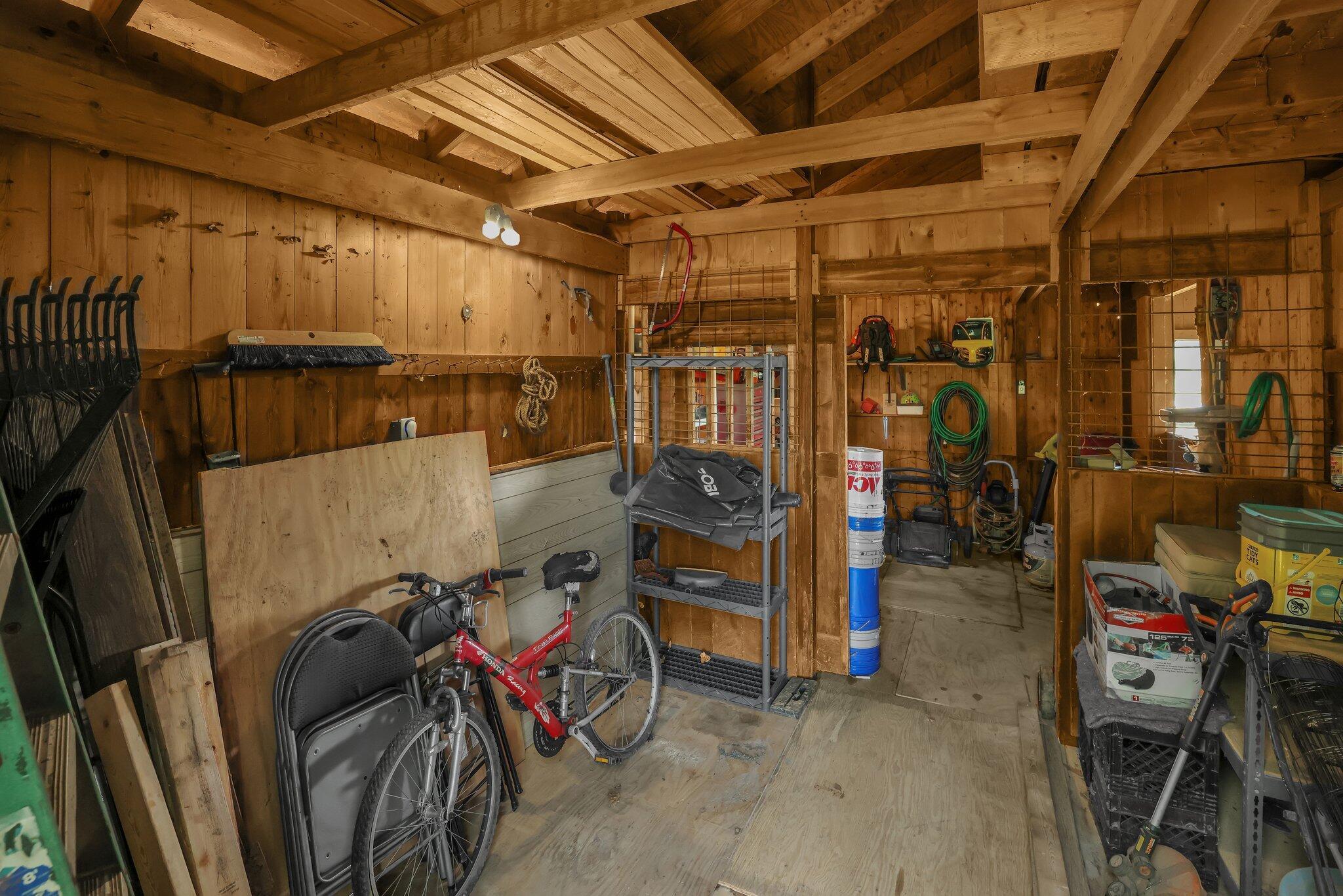 2542 Eckert Road Property Photo 42