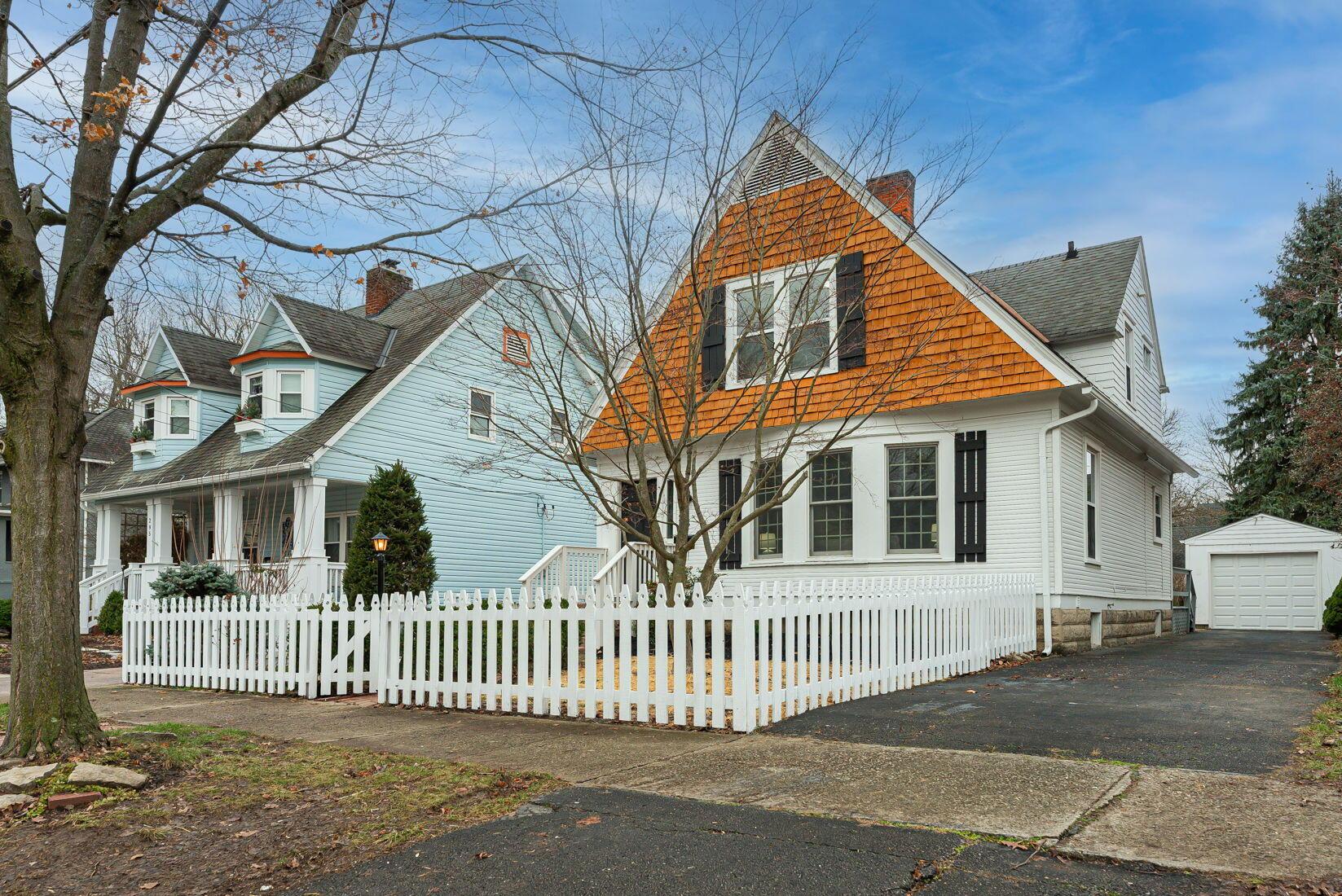297 N Franklin Street Property Photo 1