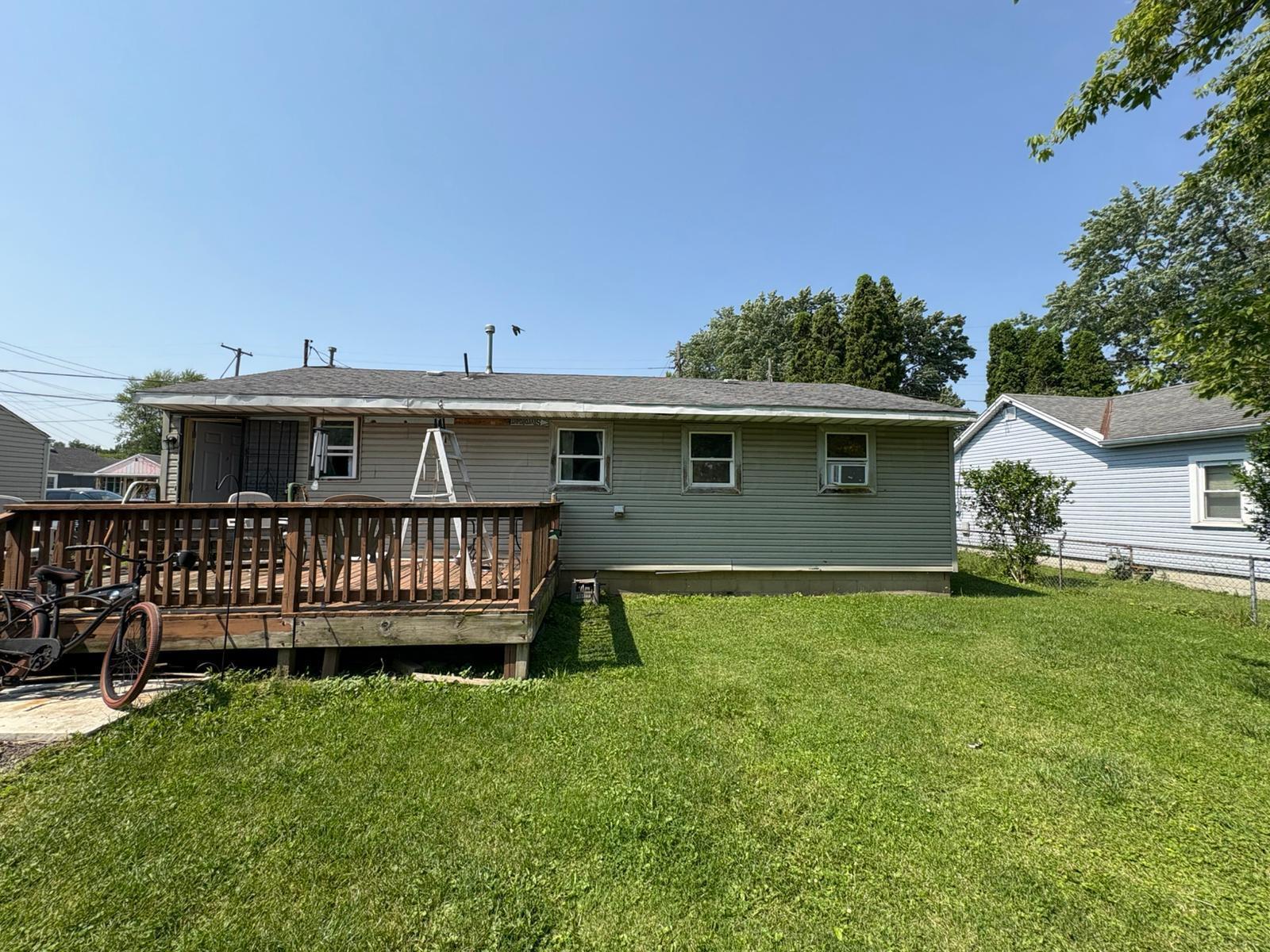 659 E Mark Street Property Photo 1