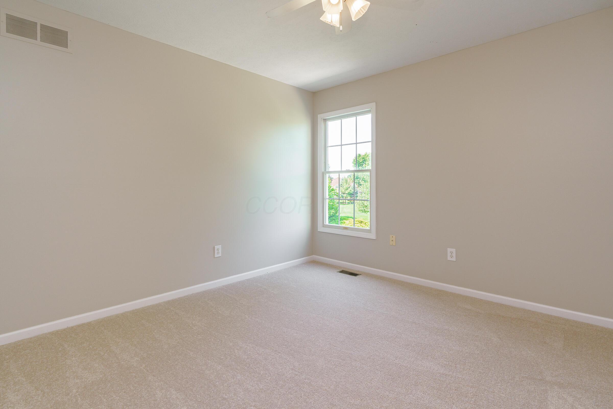6096 Congressional Drive Property Photo 32