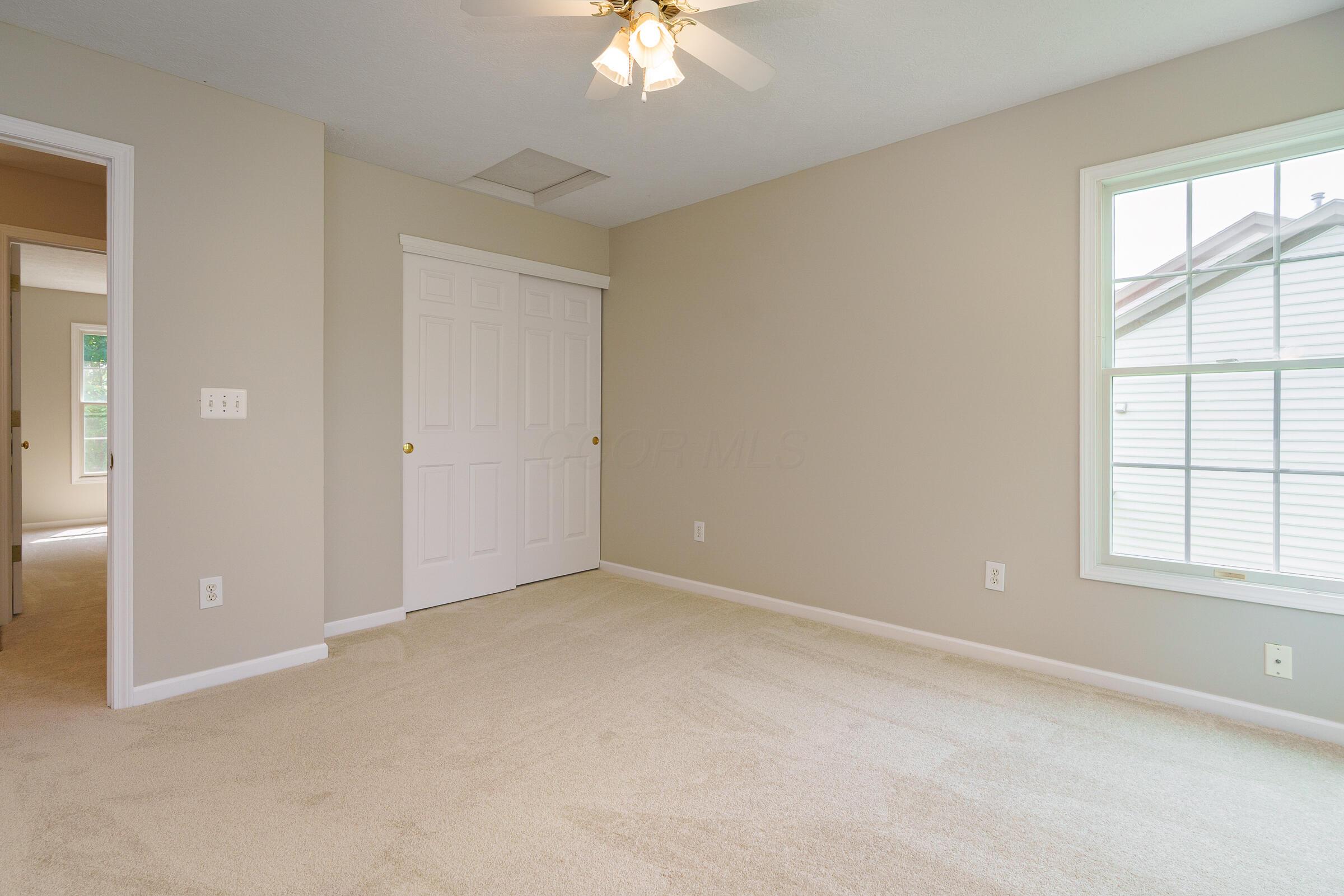 6096 Congressional Drive Property Photo 35