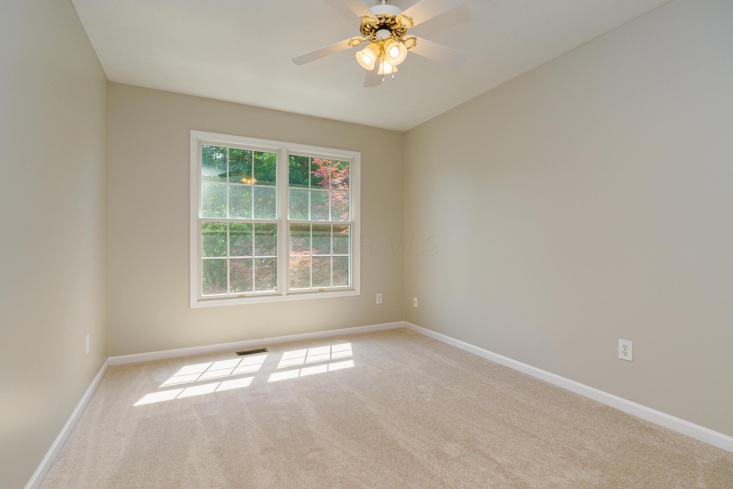 6096 Congressional Drive Property Photo 36