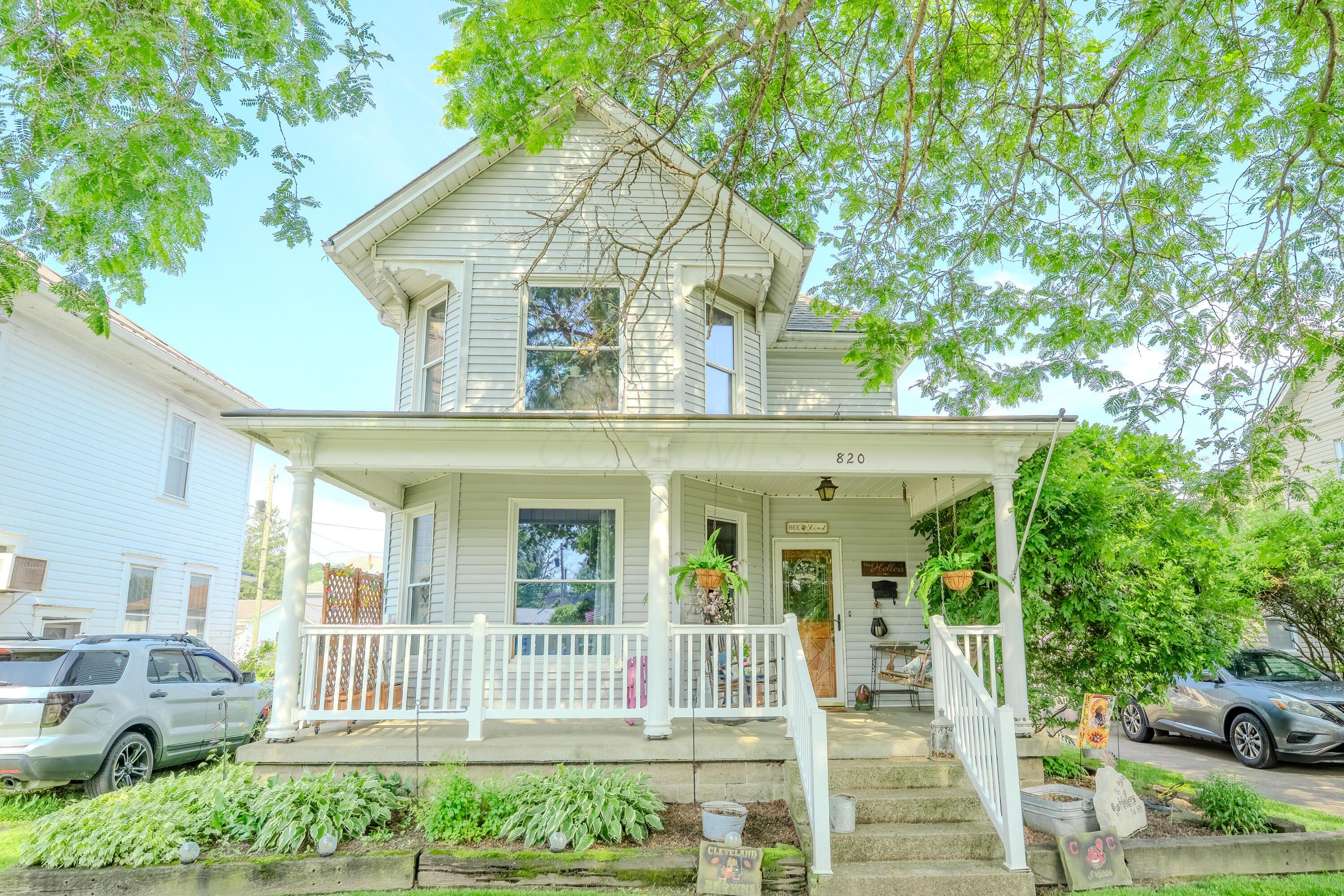 820 Walnut Street Property Photo 1