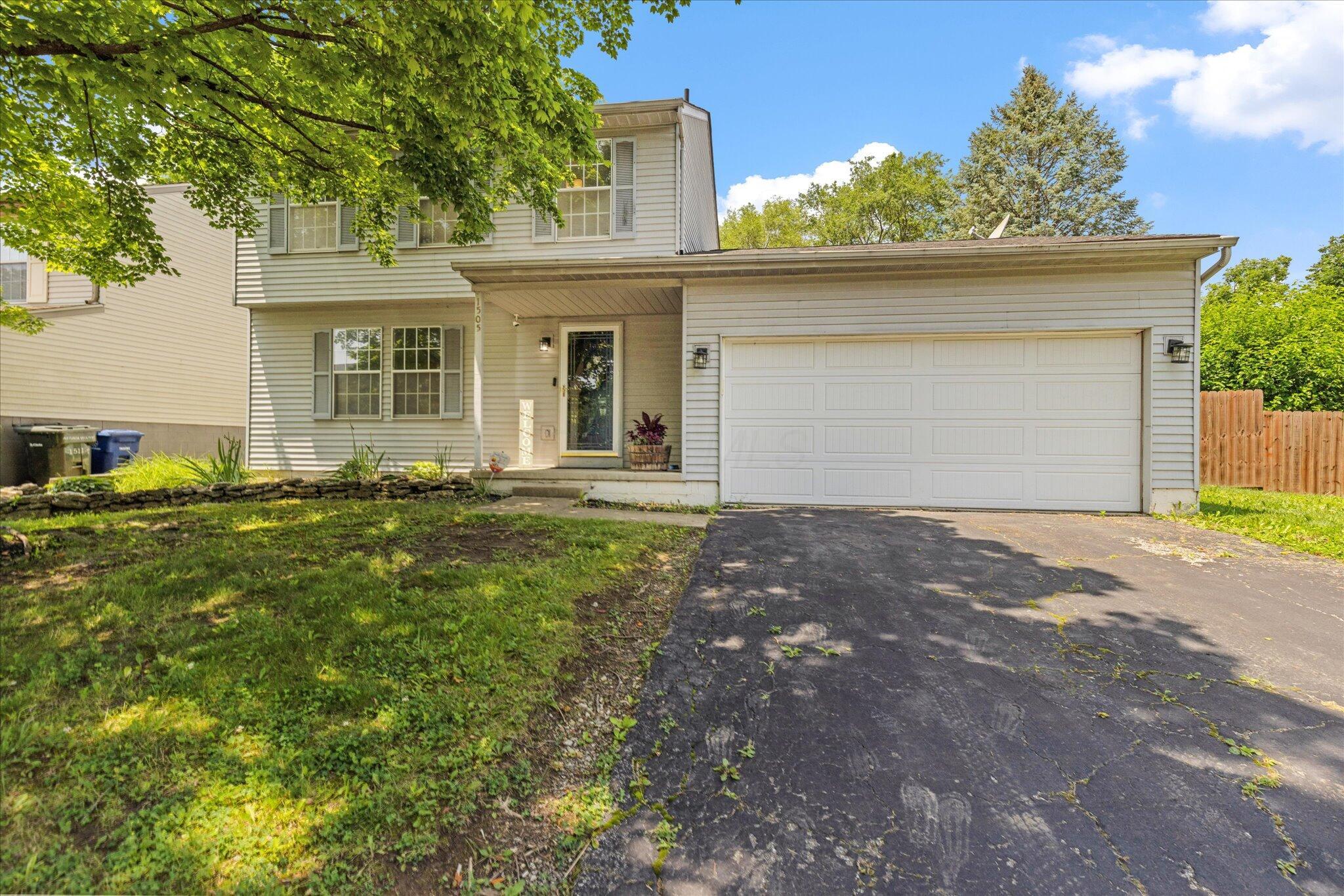 1505 Autumn Village Drive Property Photo 1