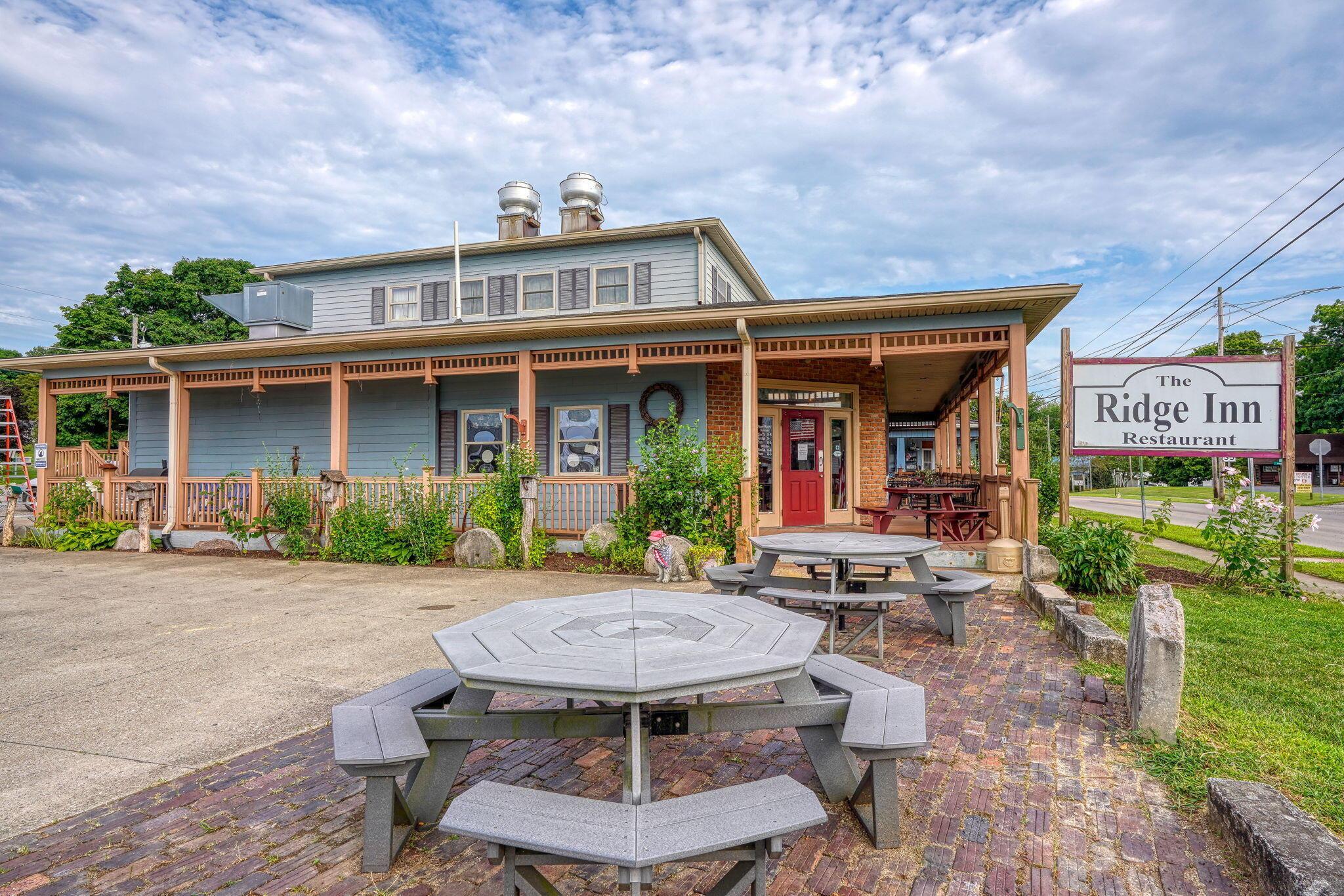 16178 Pike Street Property Photo 2