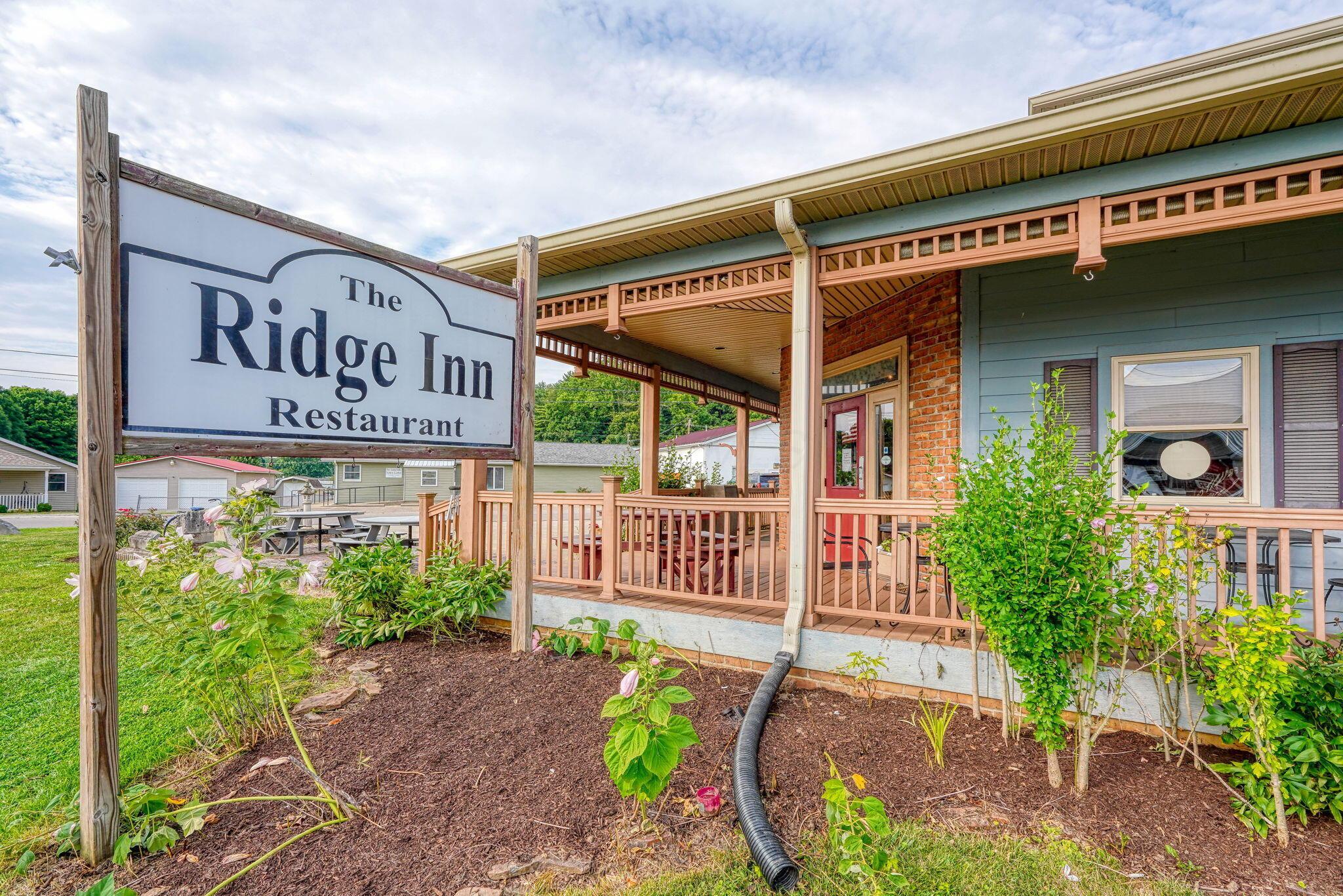 16178 Pike Street Property Photo 6