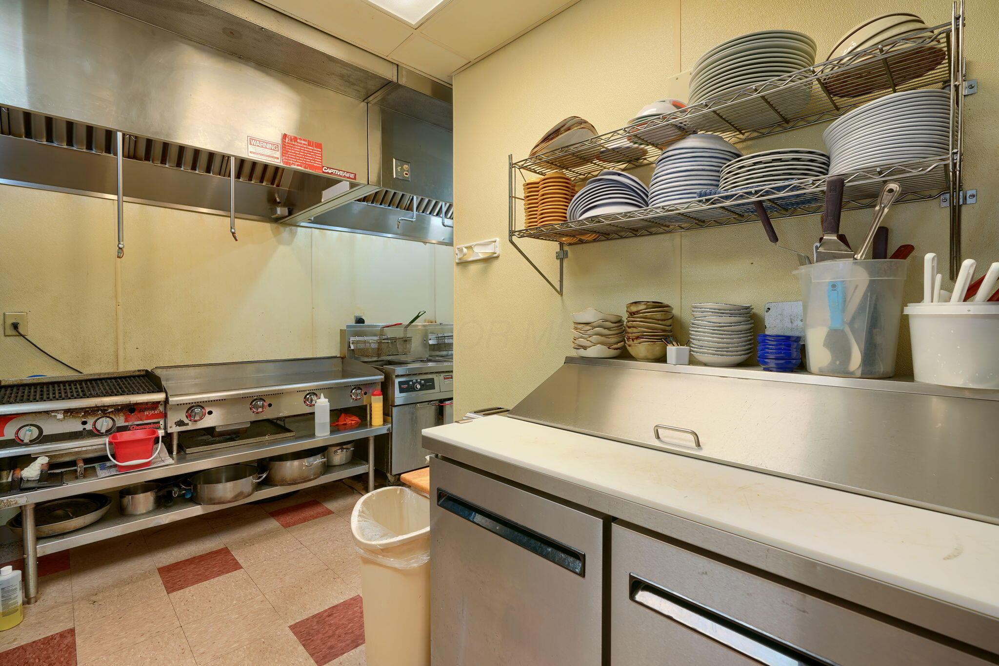 16178 Pike Street Property Photo 27