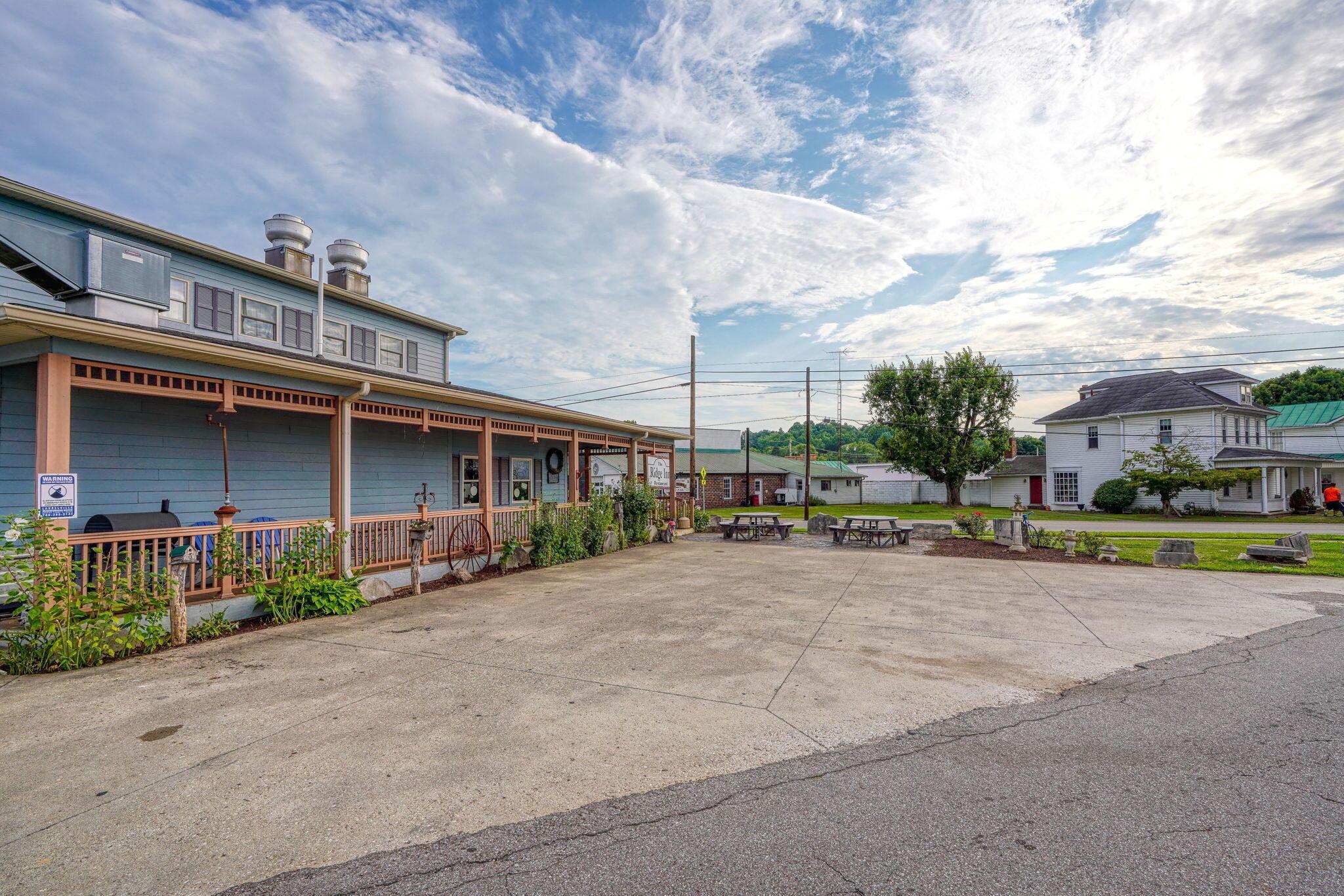 16178 Pike Street Property Photo 69