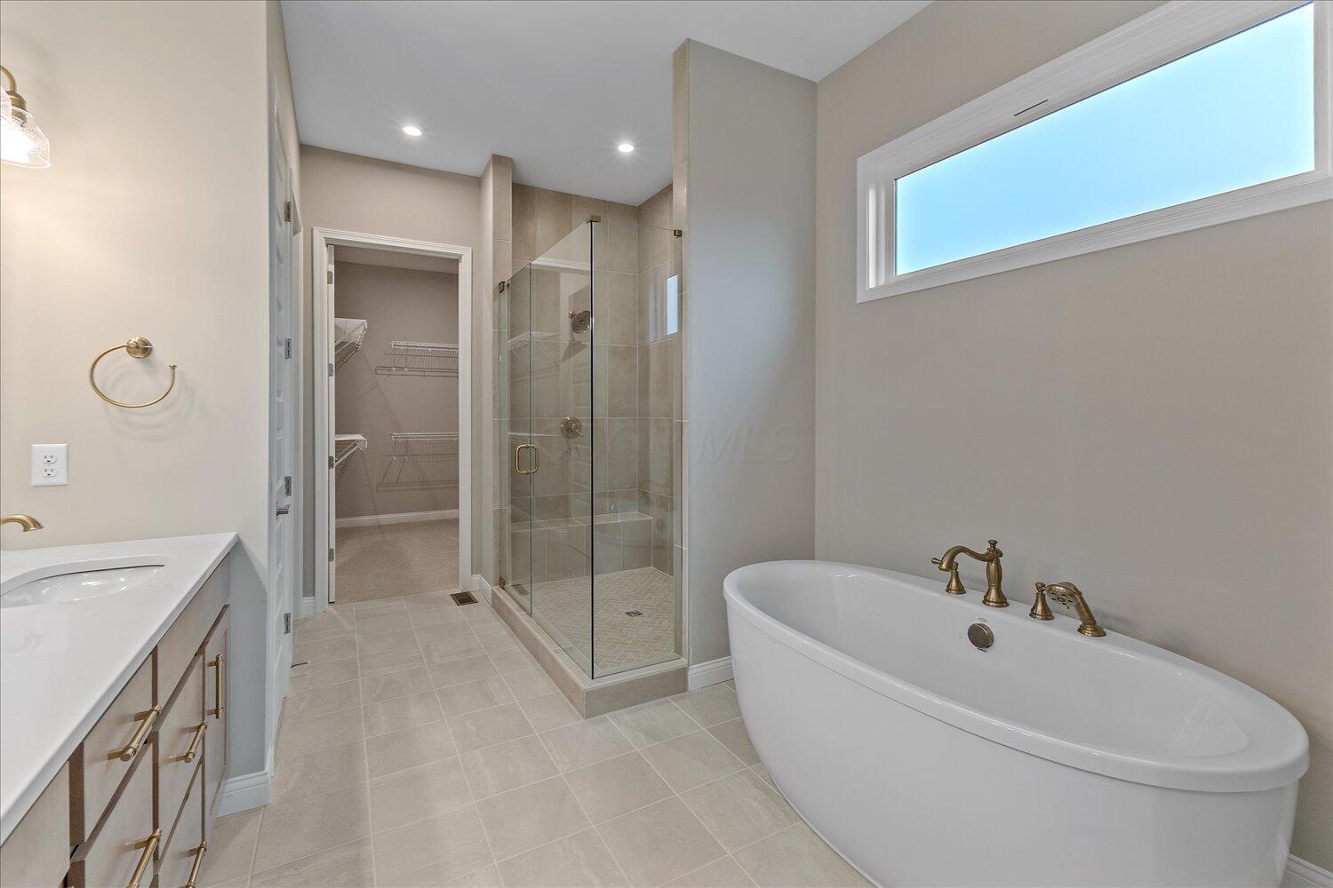 2504 Bent Grass Drive Property Photo 23