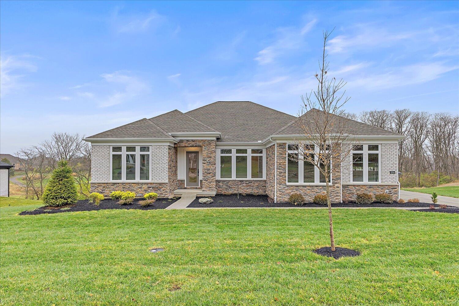 2504 Bent Grass Drive Property Photo 33