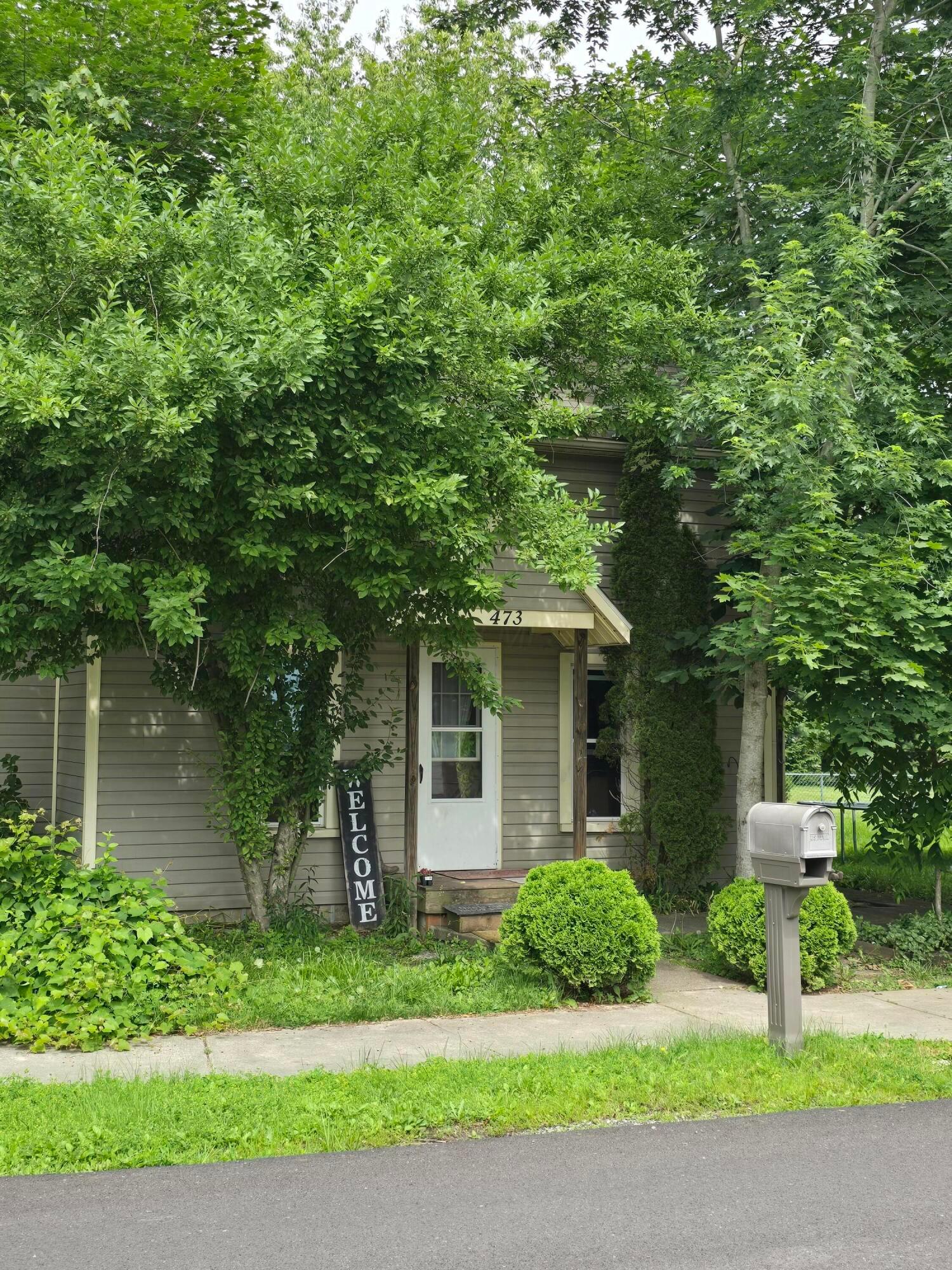 473 S High Street Property Photo 1