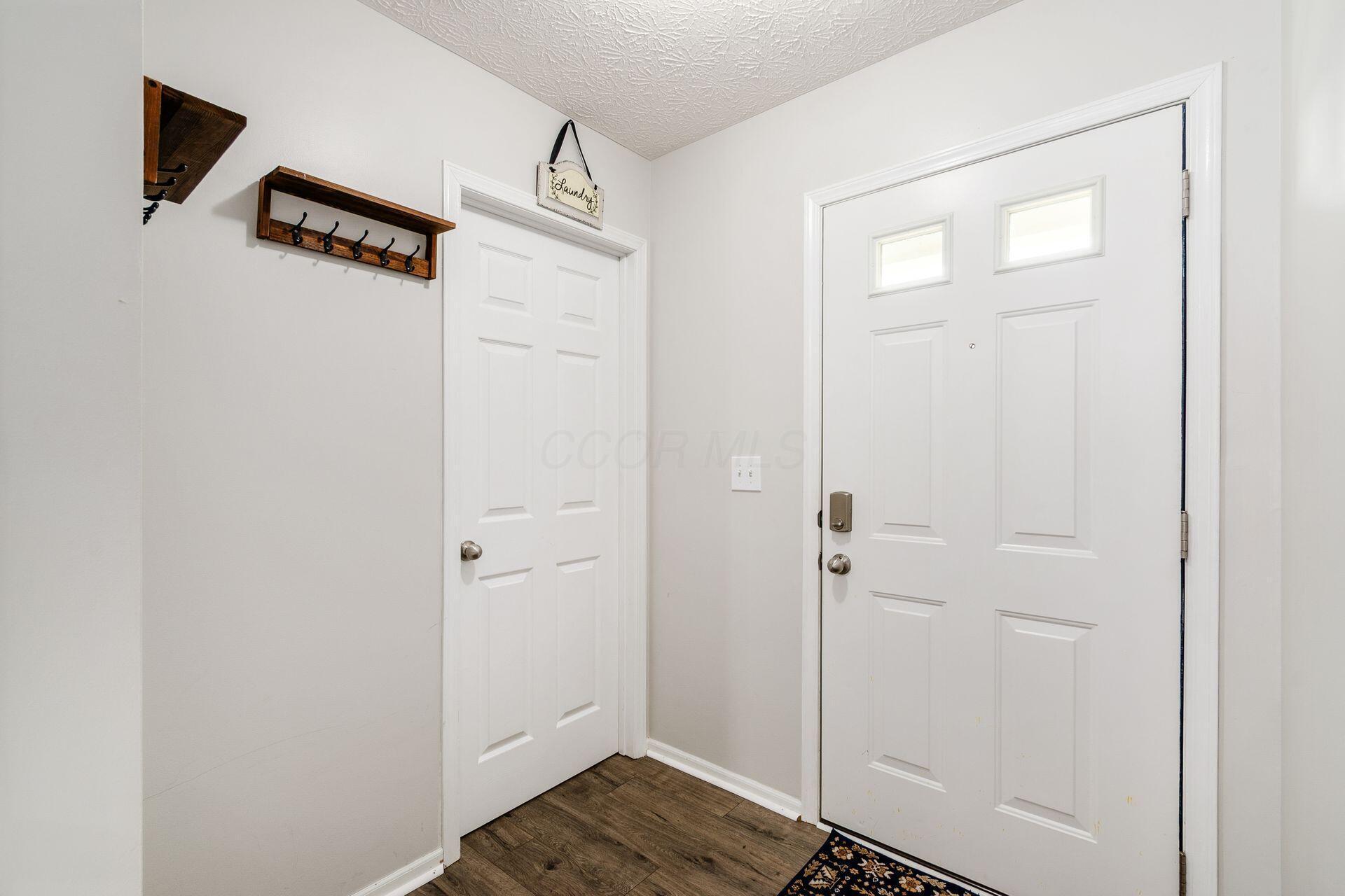 5595 Marshfield Drive Property Photo 9