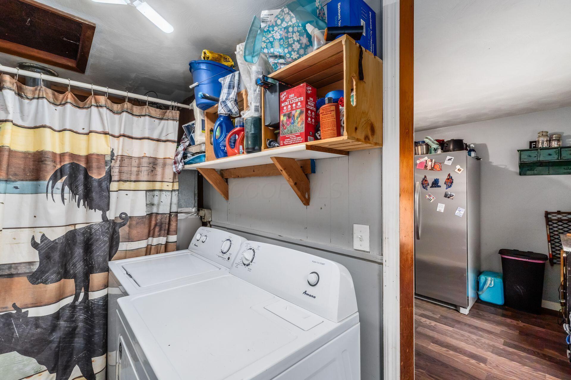 405-407 N Granville Street Property Photo 16
