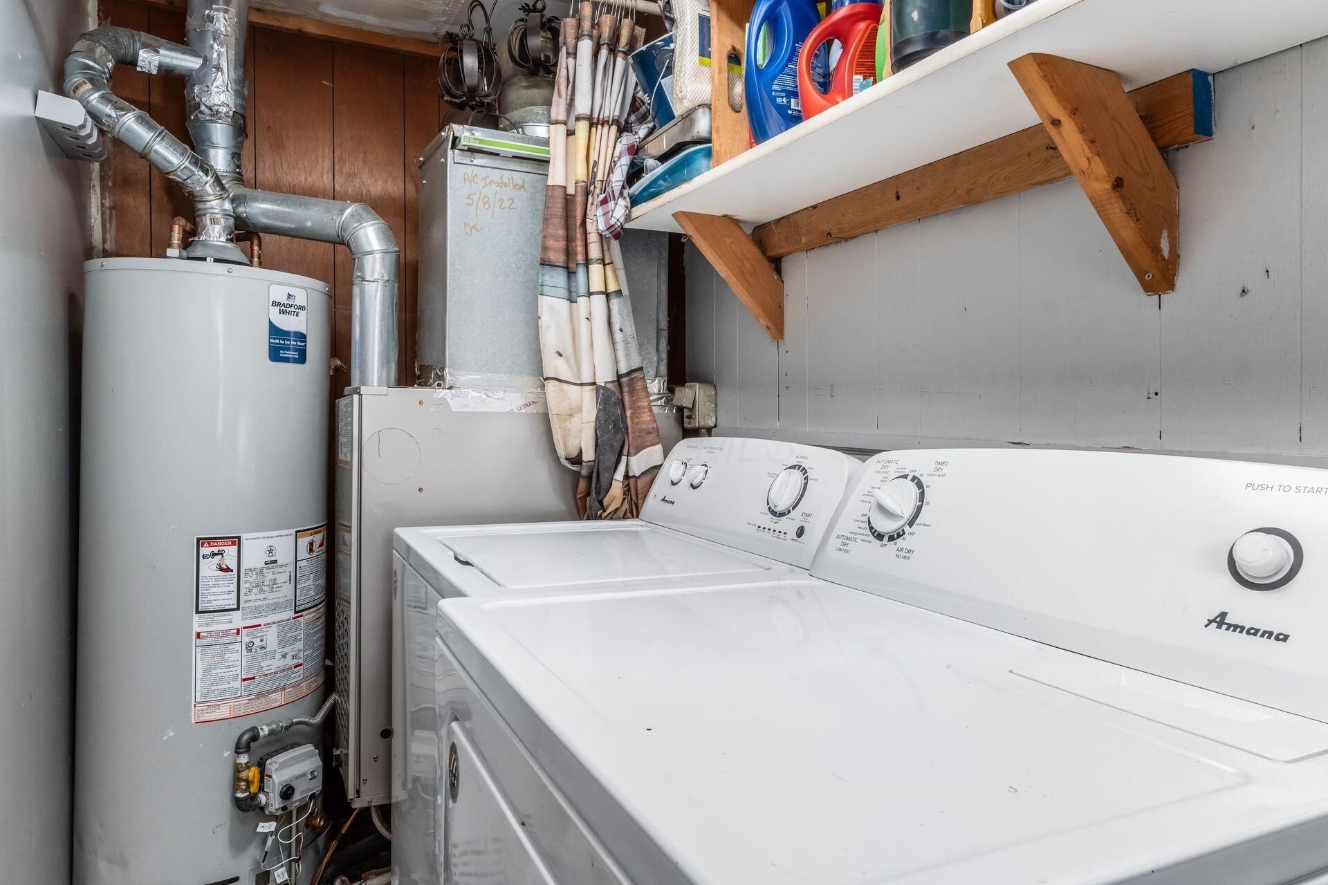 405-407 N Granville Street Property Photo 17