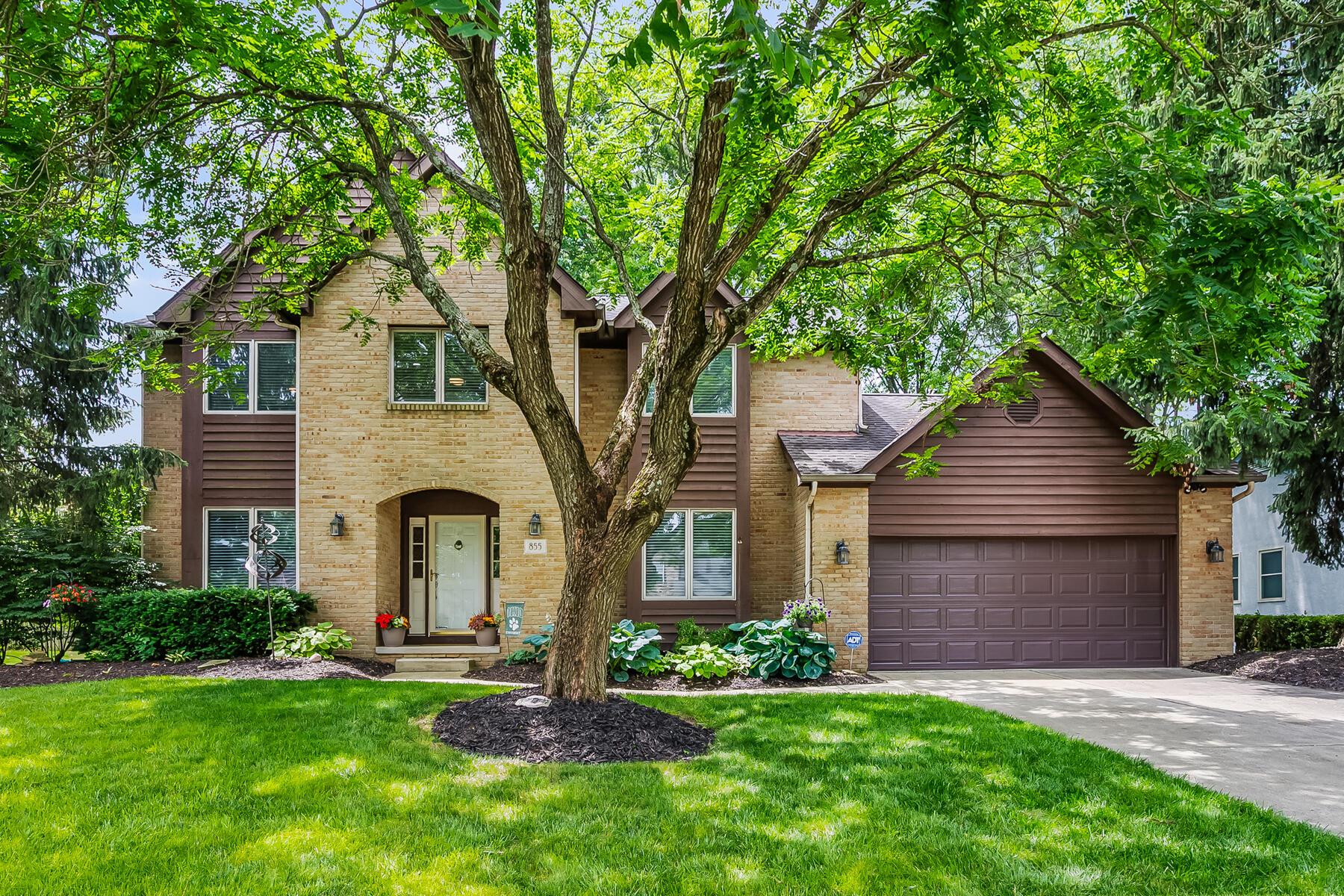 855 Ludwig Drive Property Photo 1