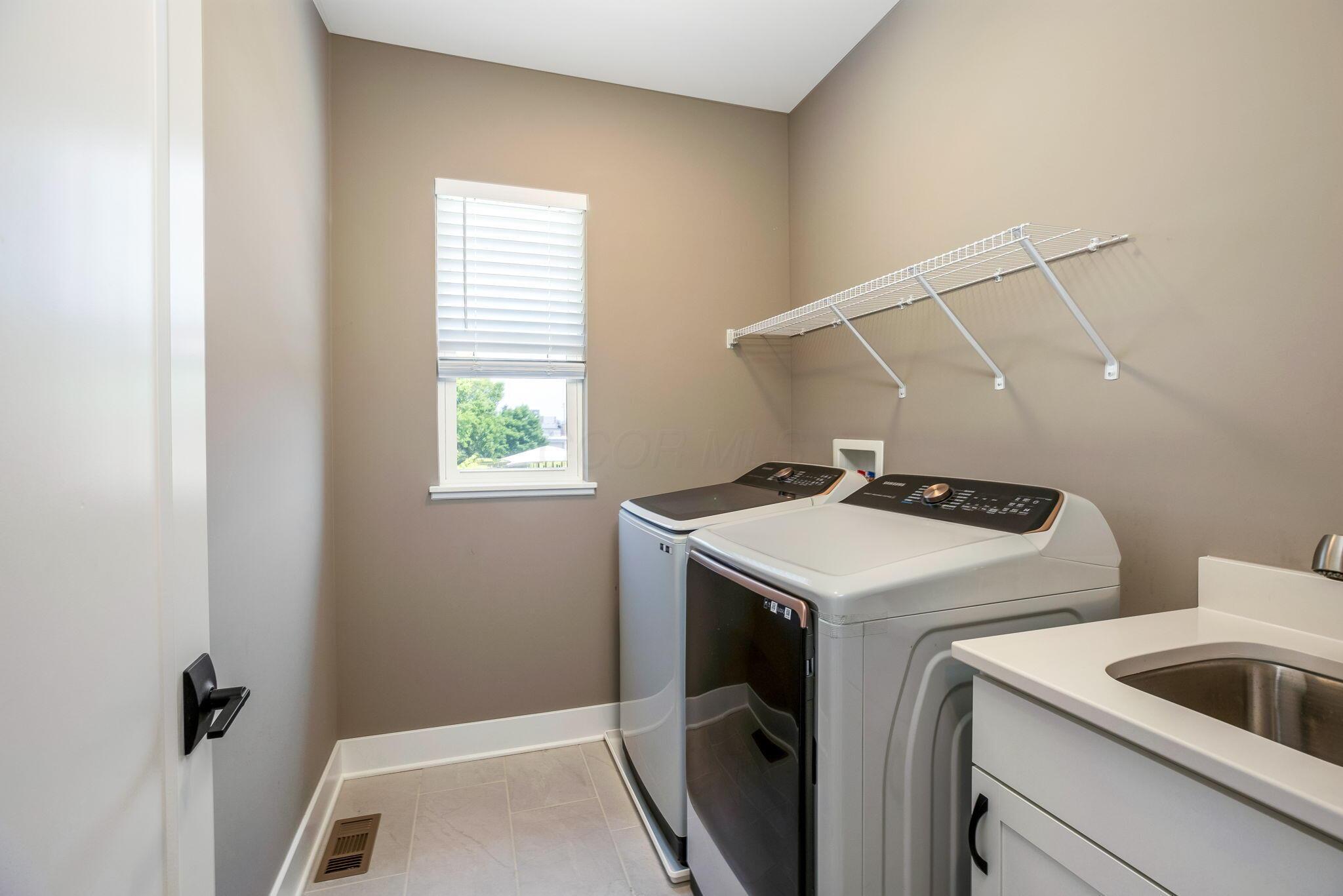 1168 Edgehill Road Property Photo 31