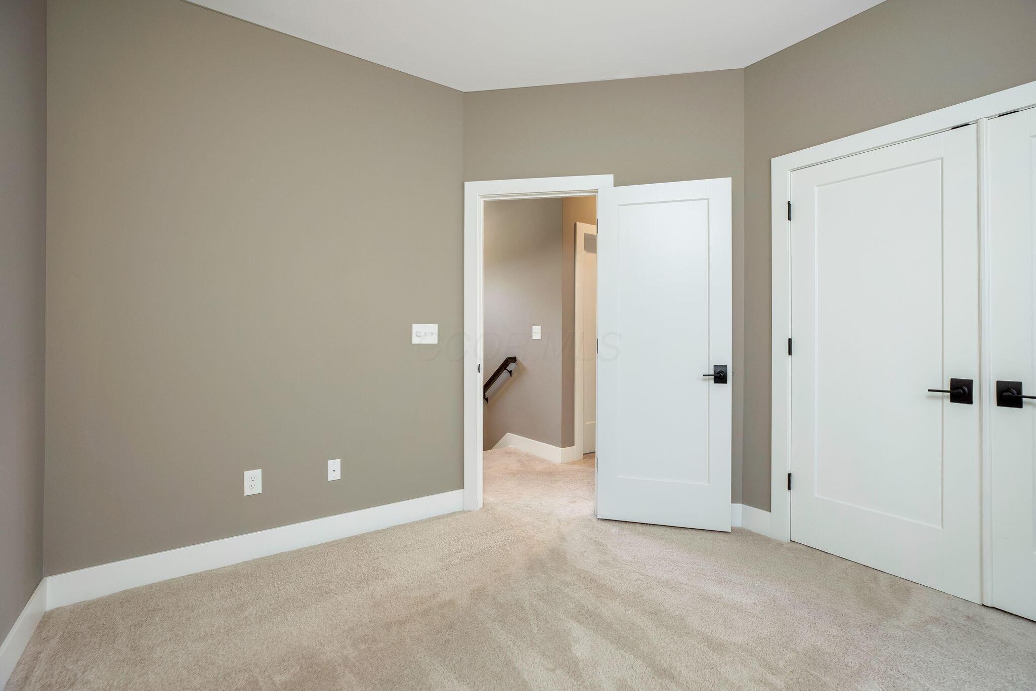 1168 Edgehill Road Property Photo 41
