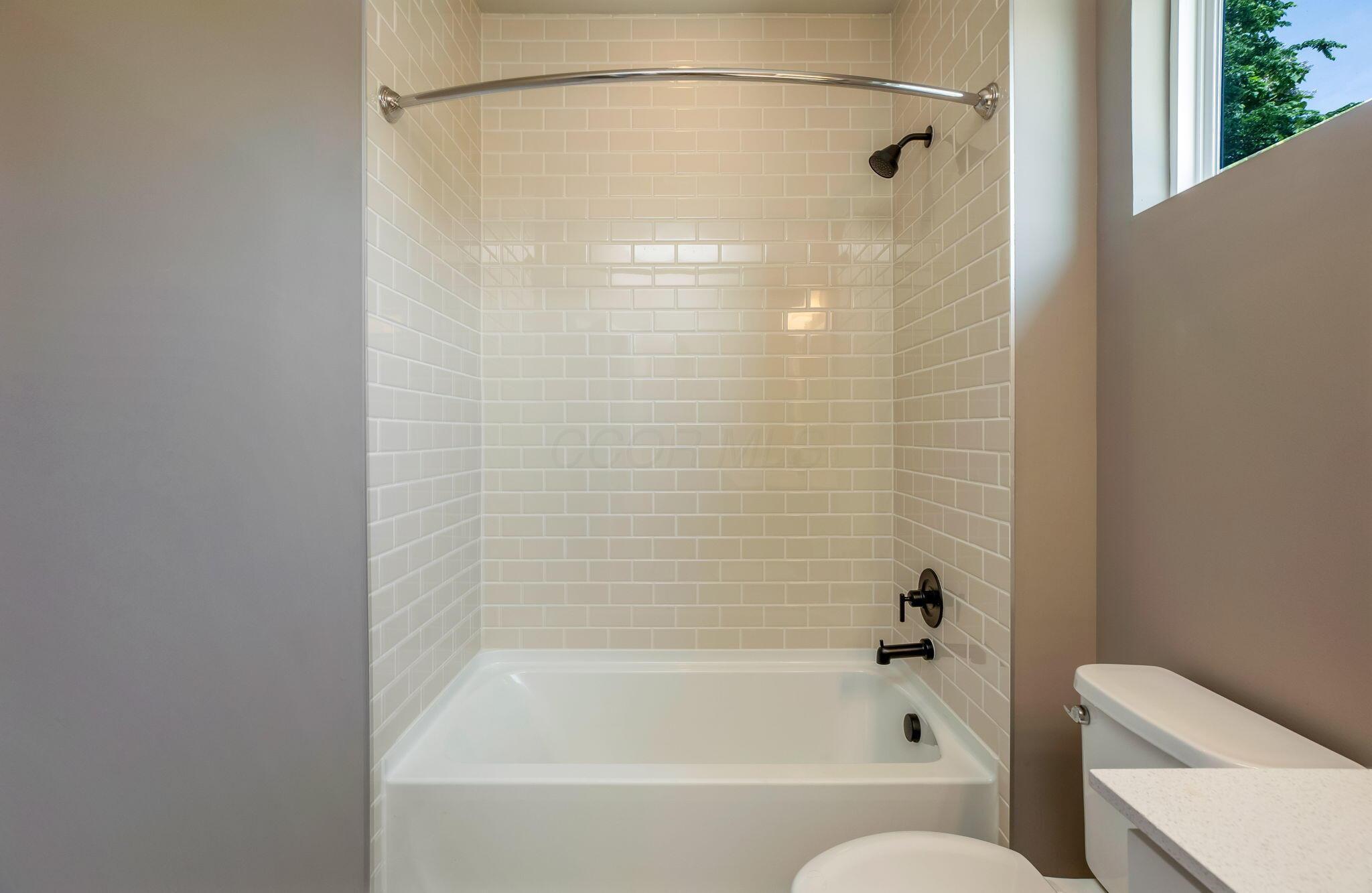 1168 Edgehill Road Property Photo 46