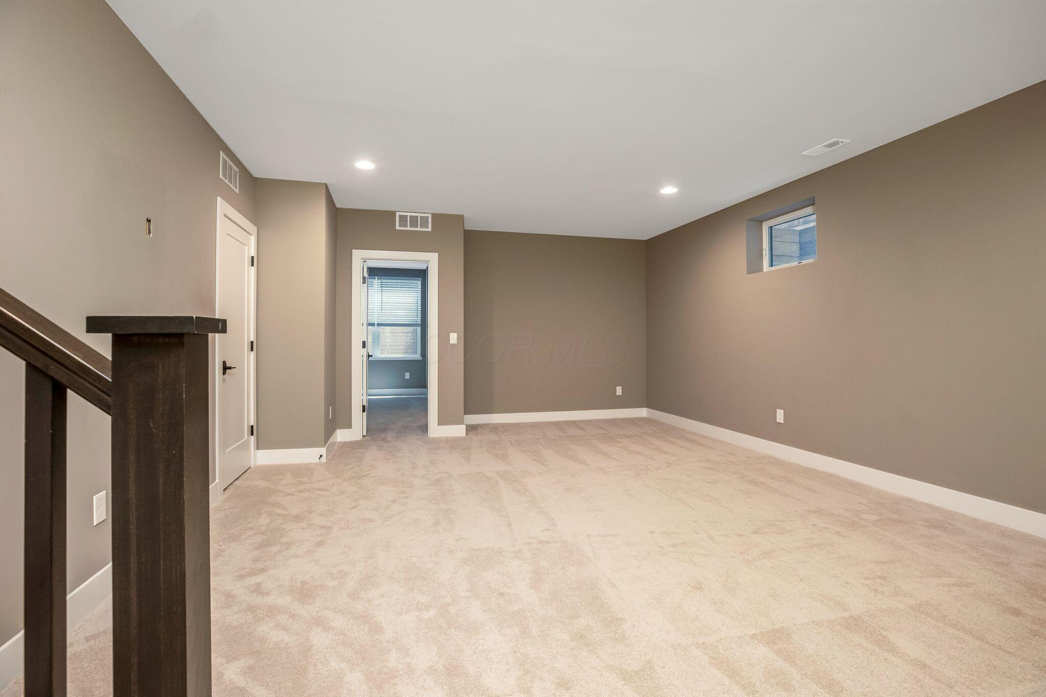 1168 Edgehill Road Property Photo 50