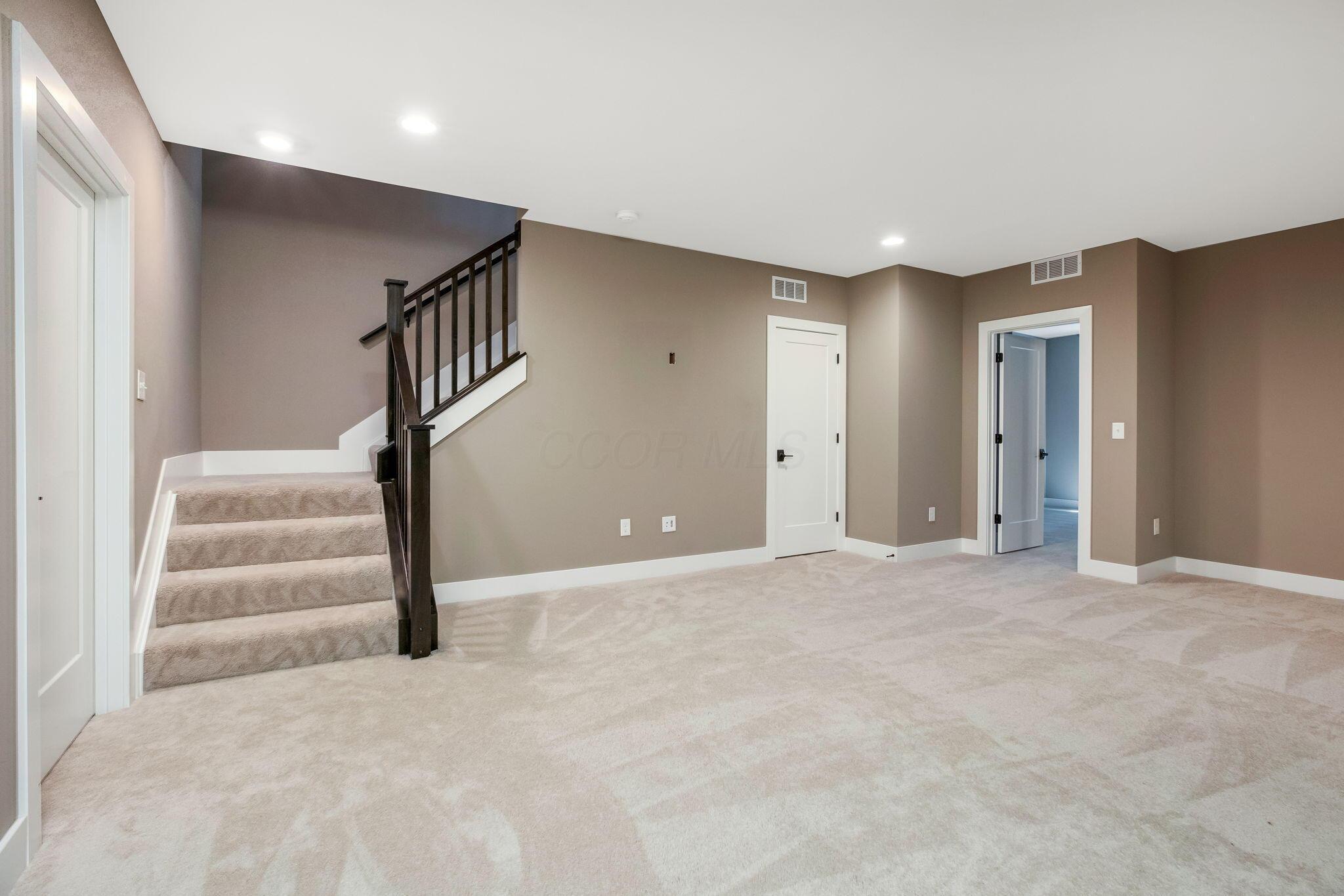 1168 Edgehill Road Property Photo 52