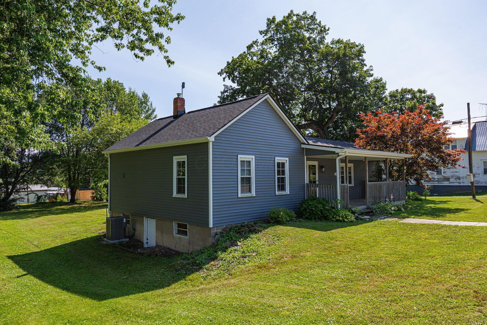 15588 Main Street Se Property Photo 5