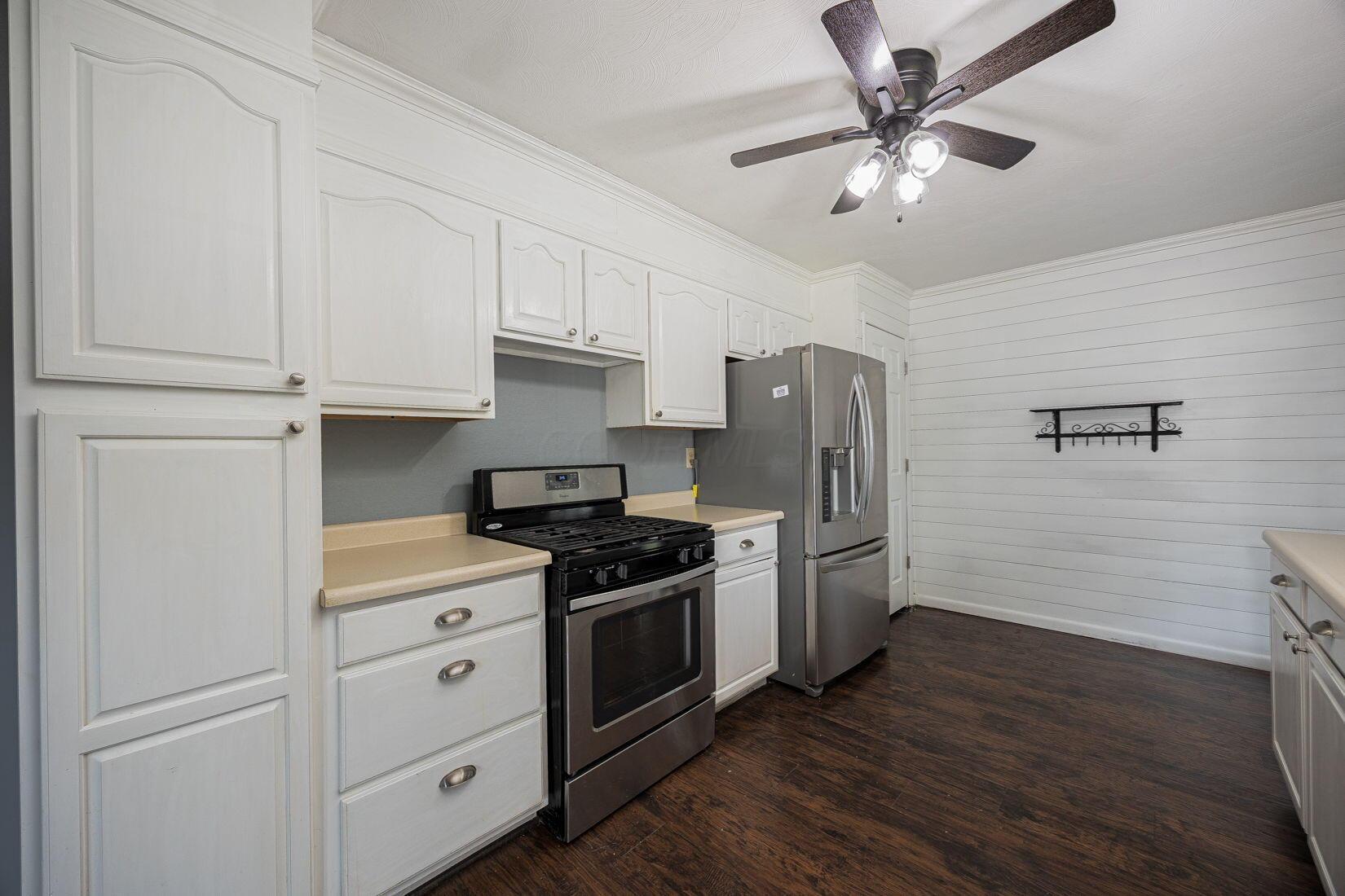 15588 Main Street Se Property Photo 23