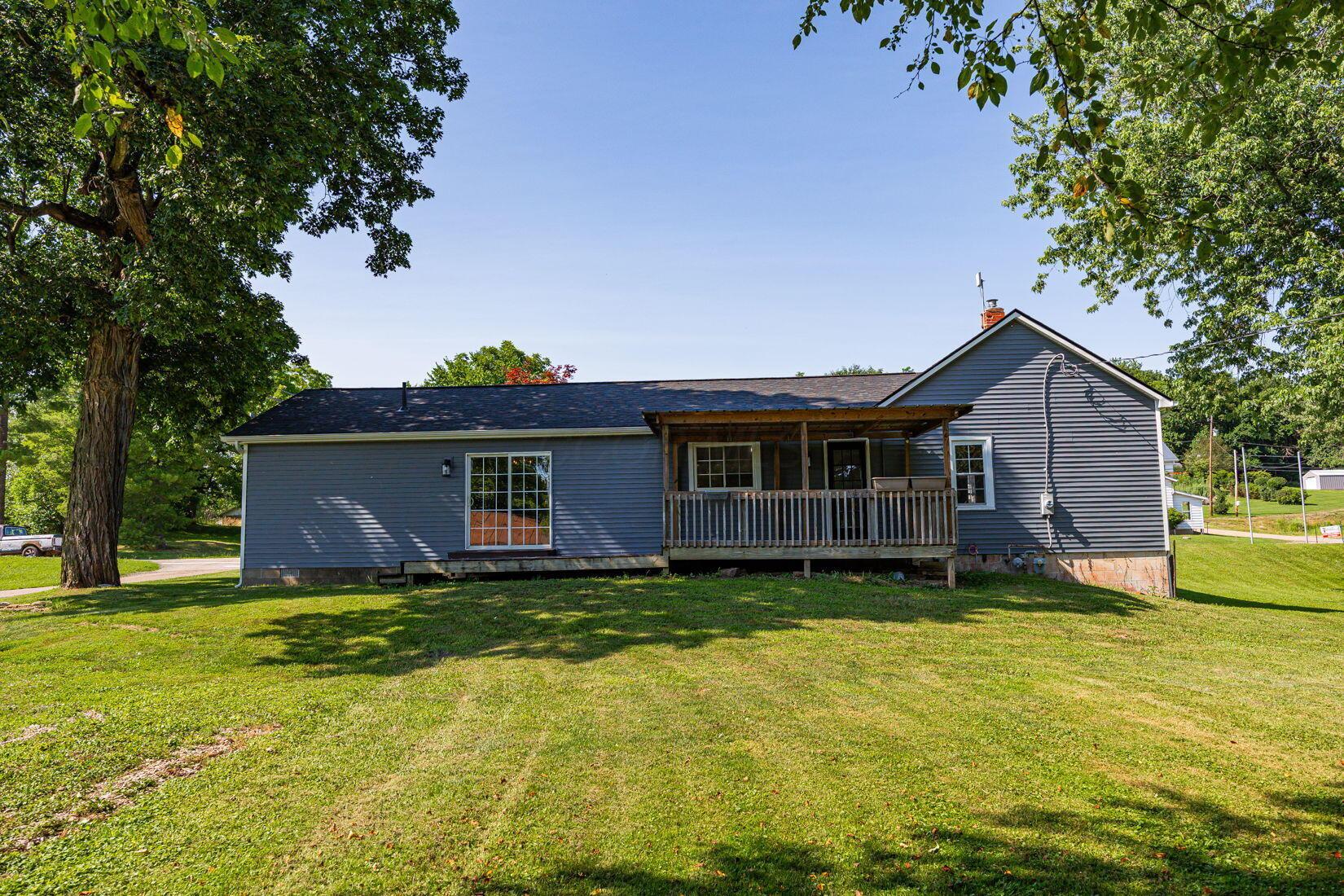 15588 Main Street Se Property Photo 48