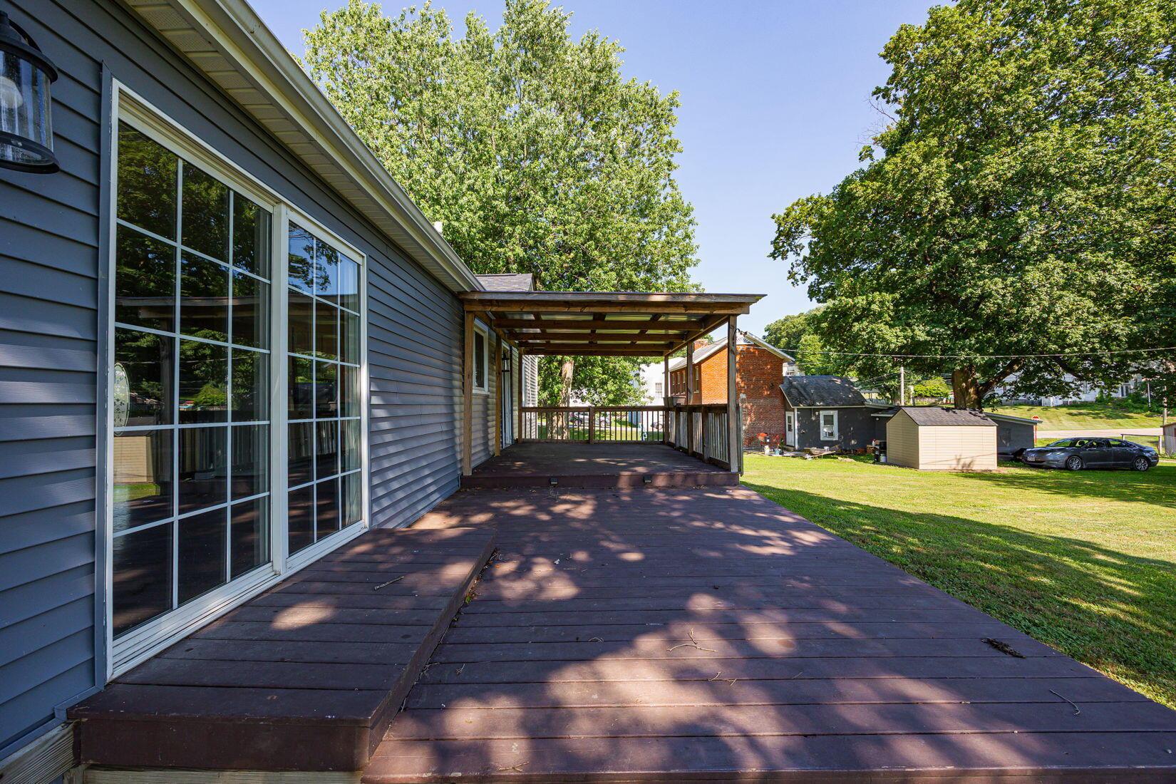 15588 Main Street Se Property Photo 54