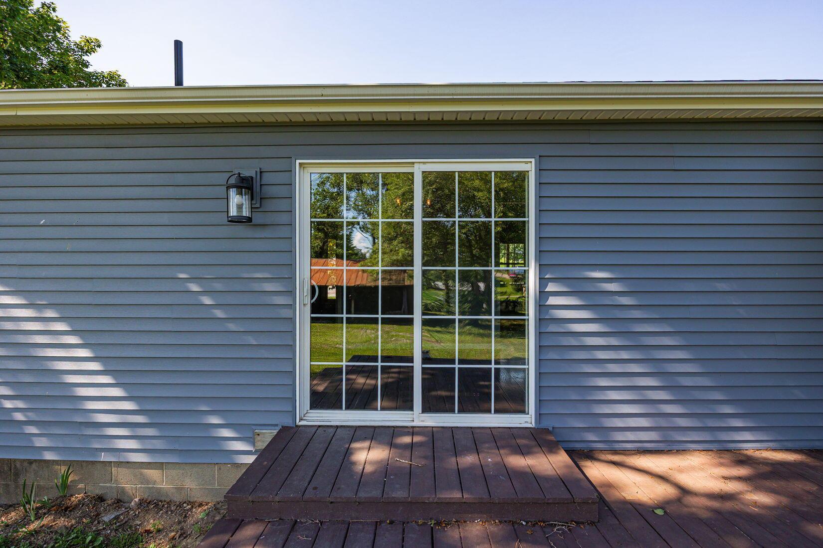 15588 Main Street Se Property Photo 60
