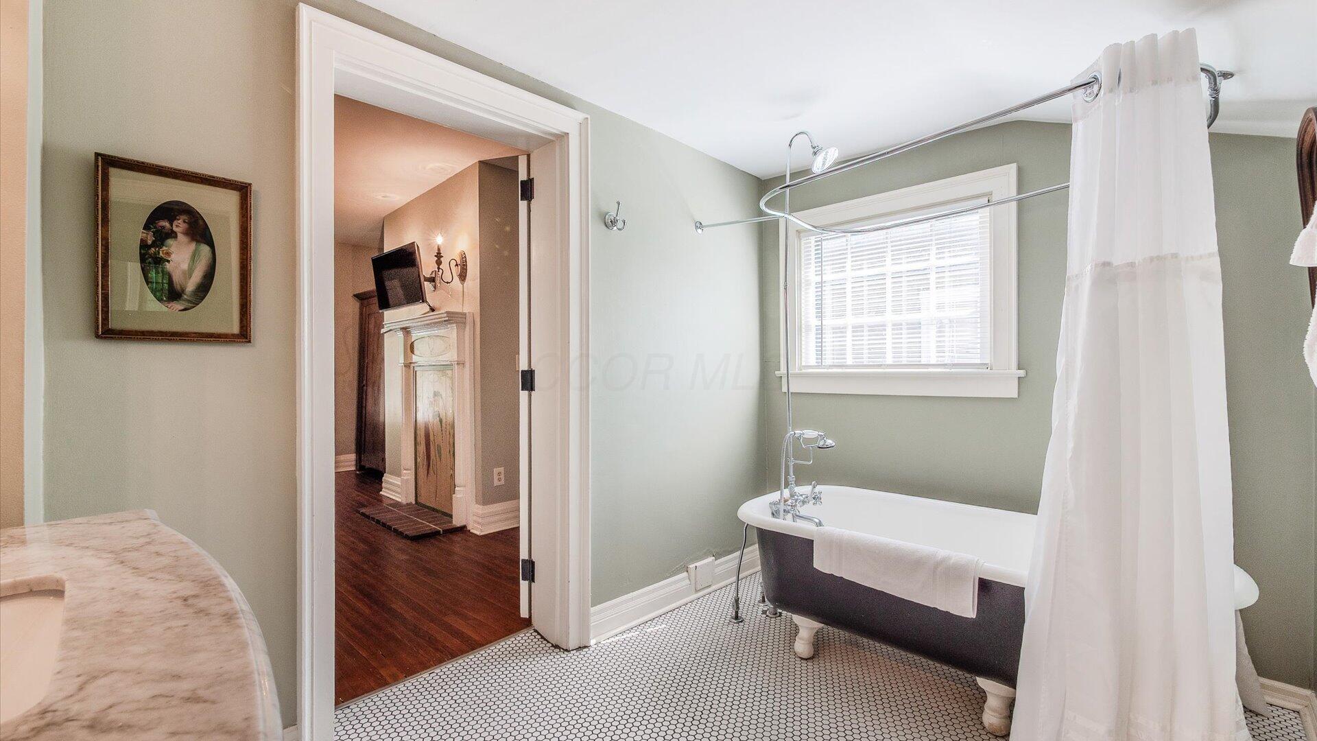 313 E Broadway Property Photo 83