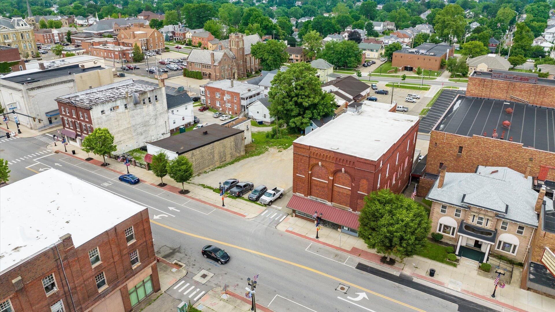 927 Wheeling Avenue Property Photo 3
