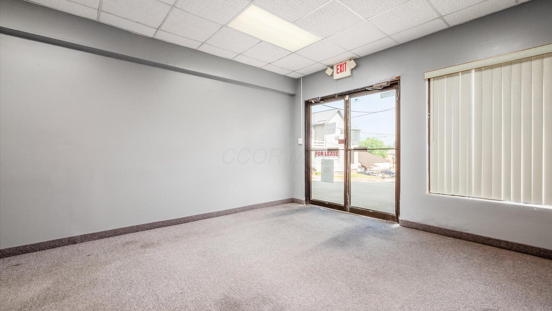 927 Wheeling Avenue Property Photo 15