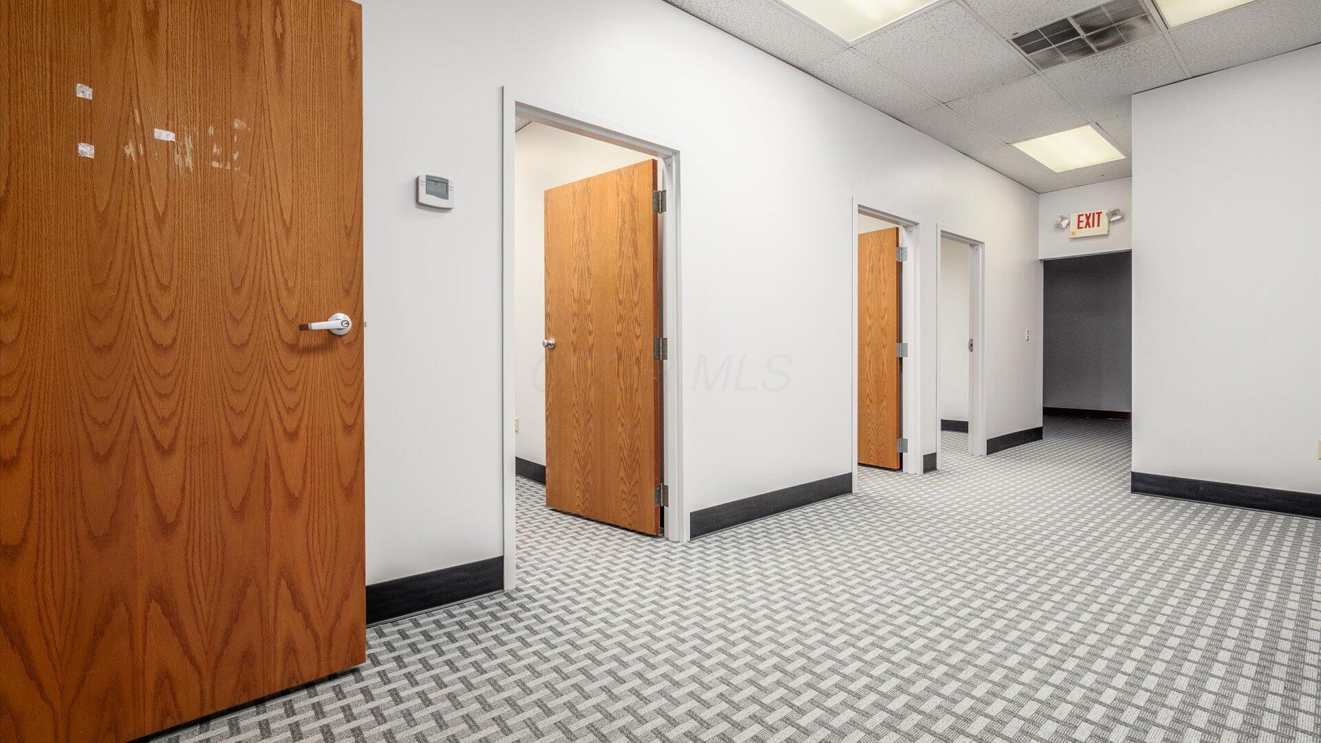 927 Wheeling Avenue Property Photo 28