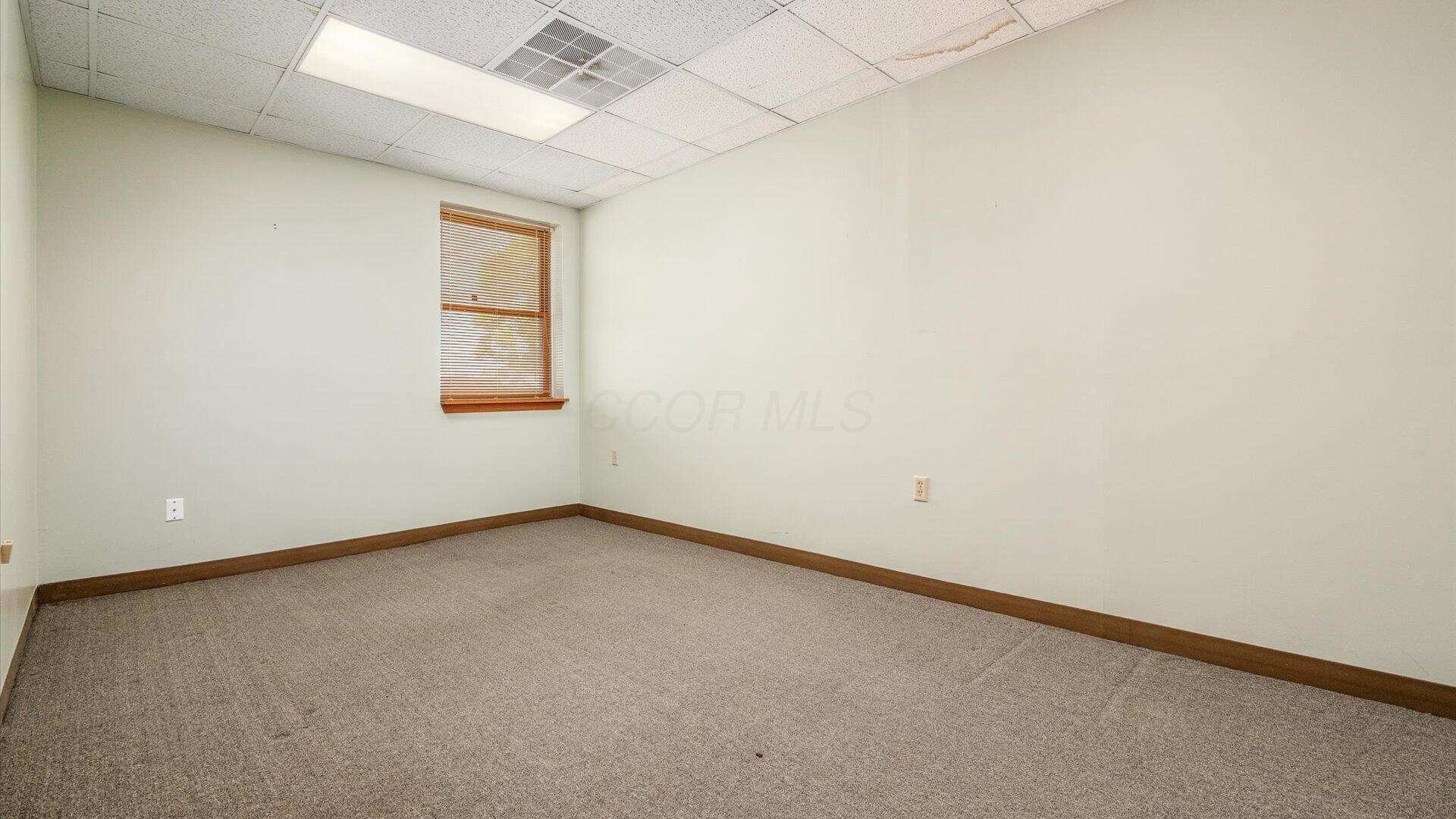 927 Wheeling Avenue Property Photo 30