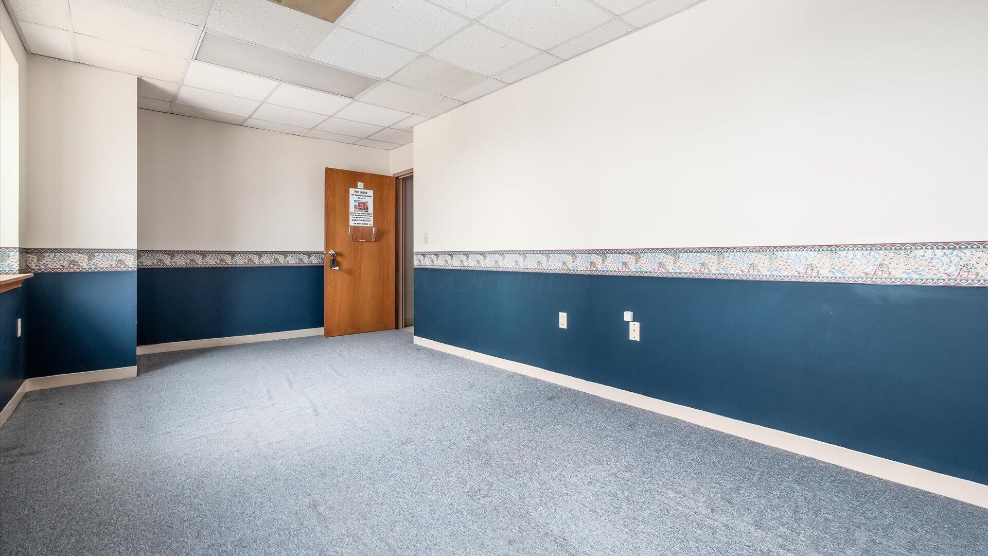 927 Wheeling Avenue Property Photo 33