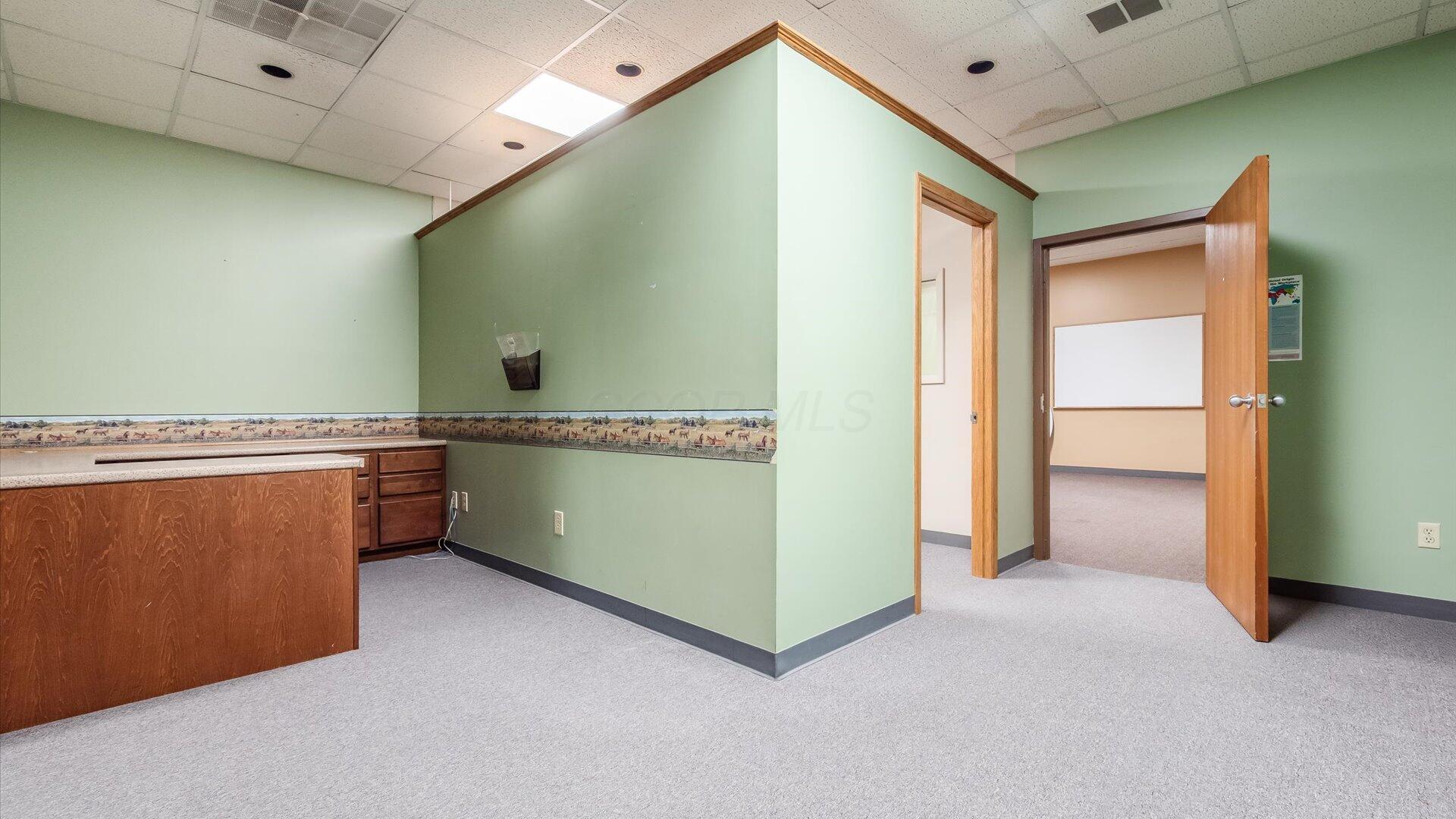 927 Wheeling Avenue Property Photo 31