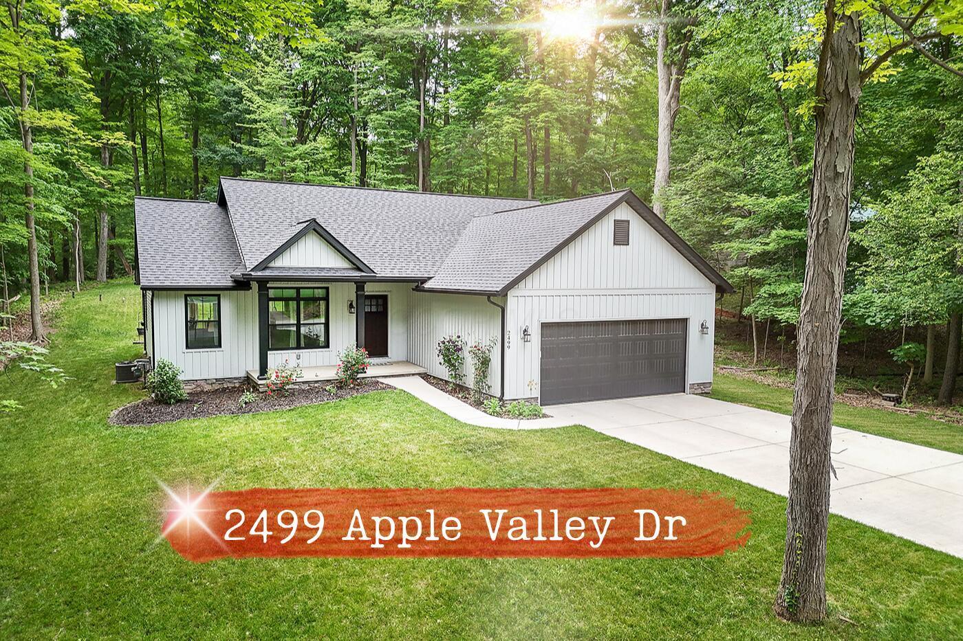 2499 Apple Valley Drive Property Photo