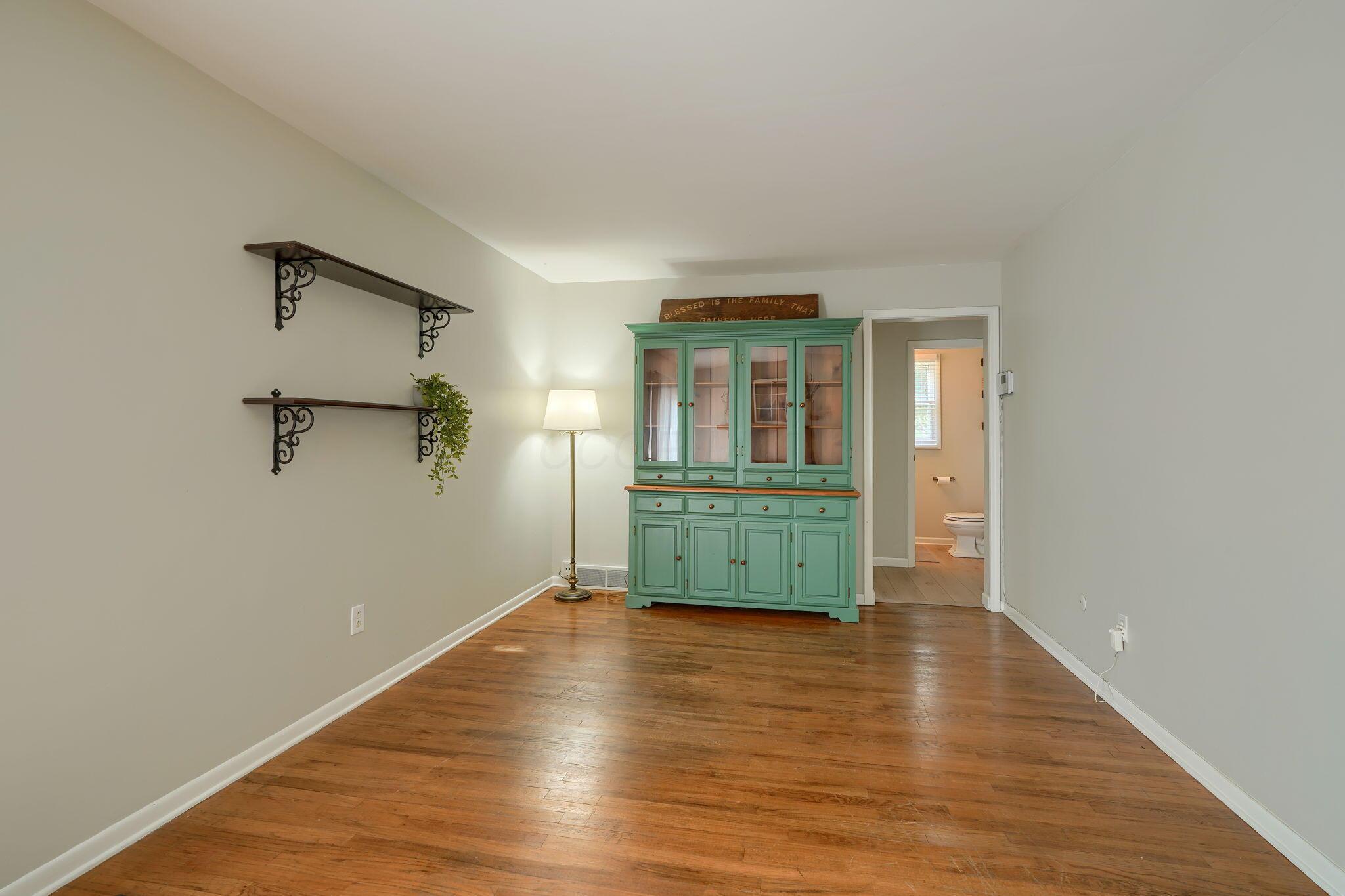 6676 Woodsedge Drive Property Photo 20
