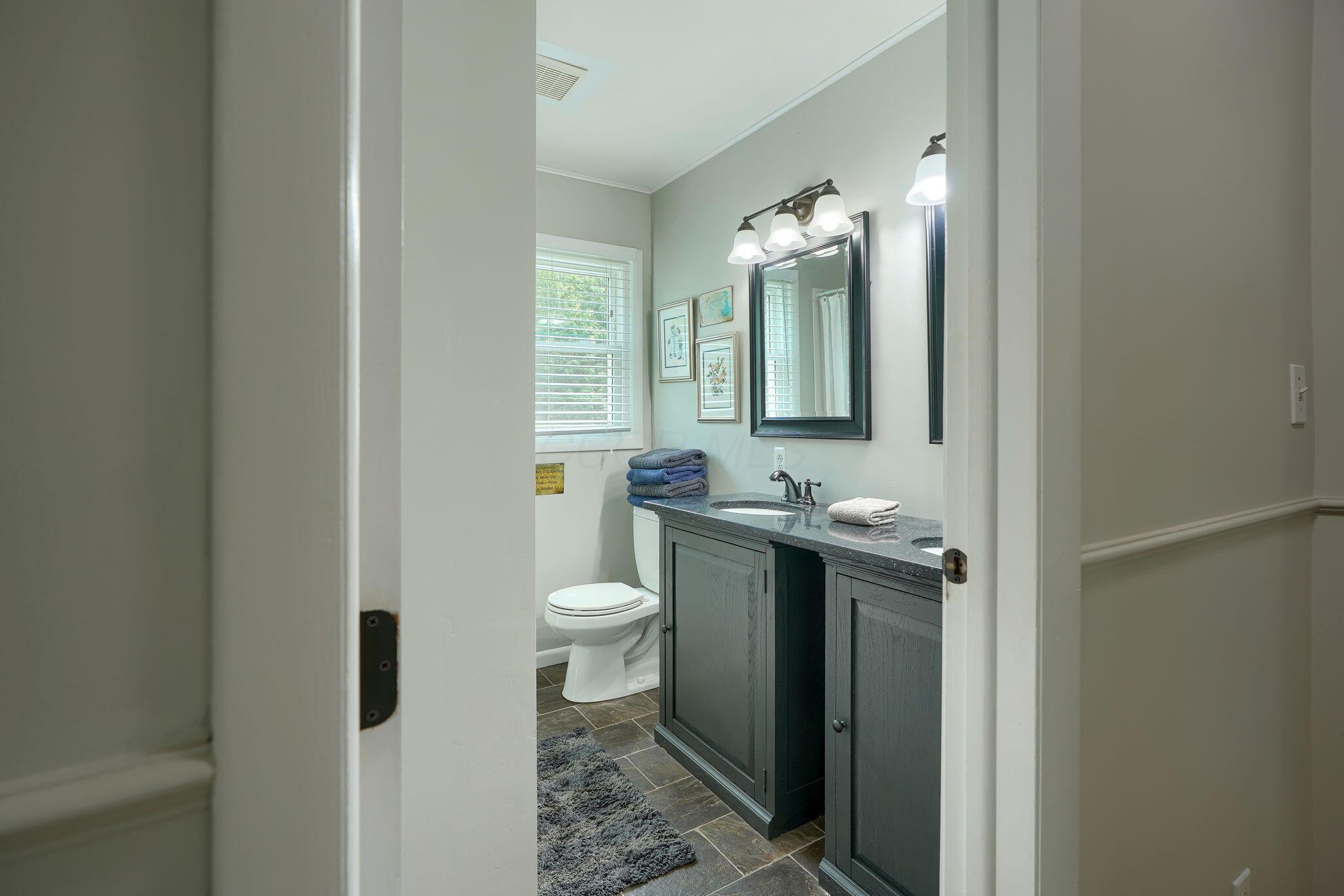 6676 Woodsedge Drive Property Photo 32