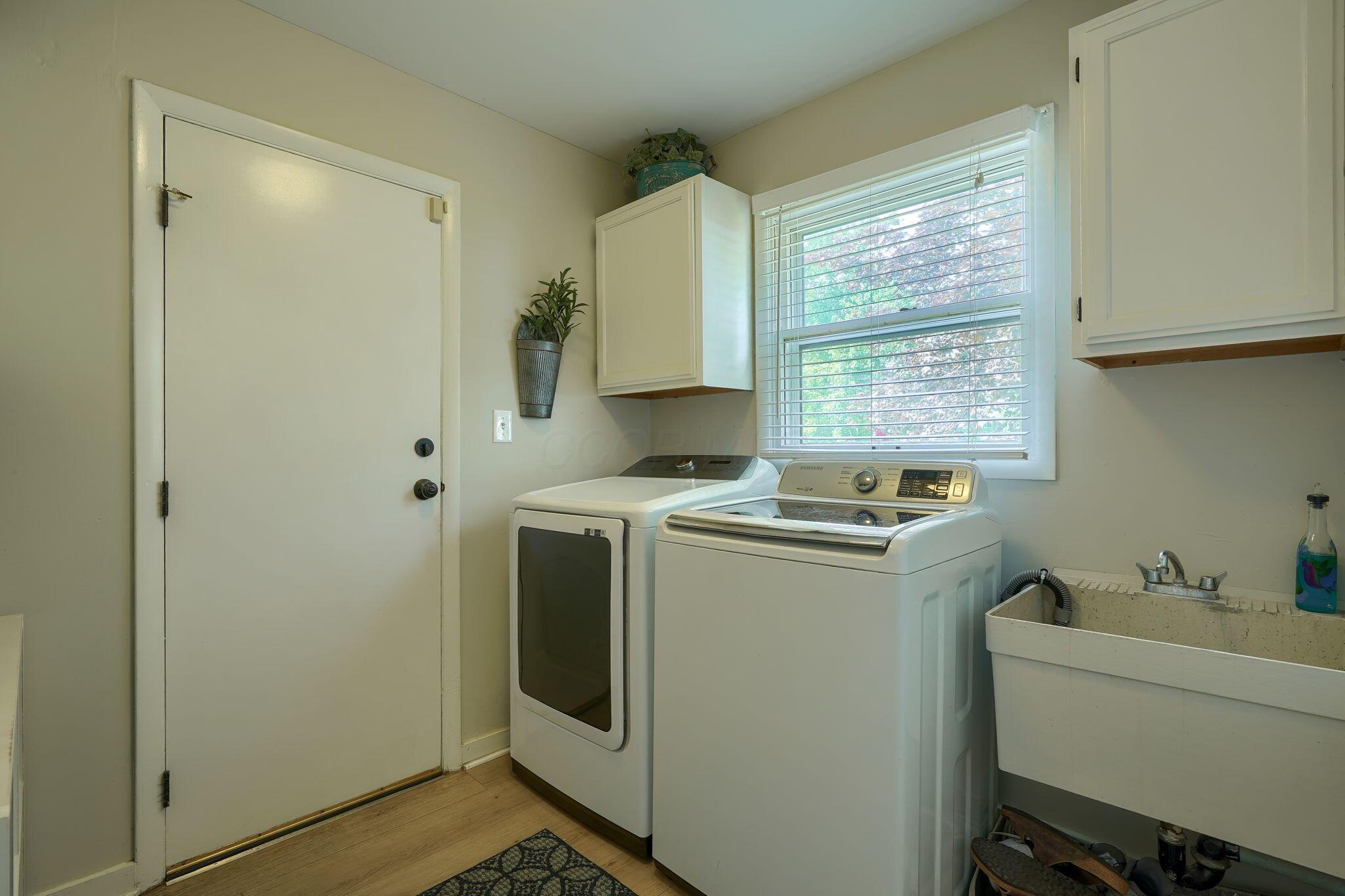 6676 Woodsedge Drive Property Photo 41
