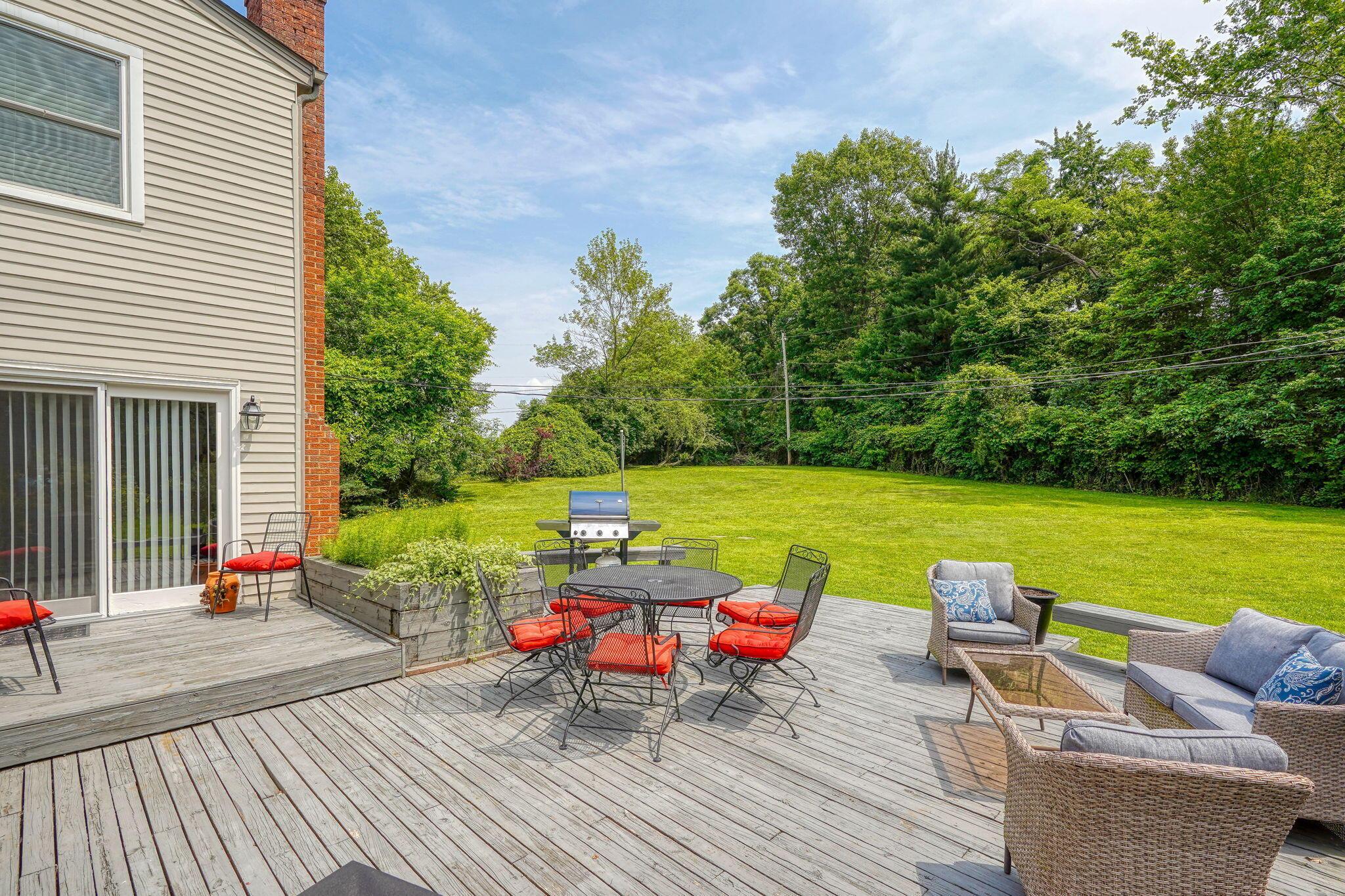 6676 Woodsedge Drive Property Photo 45