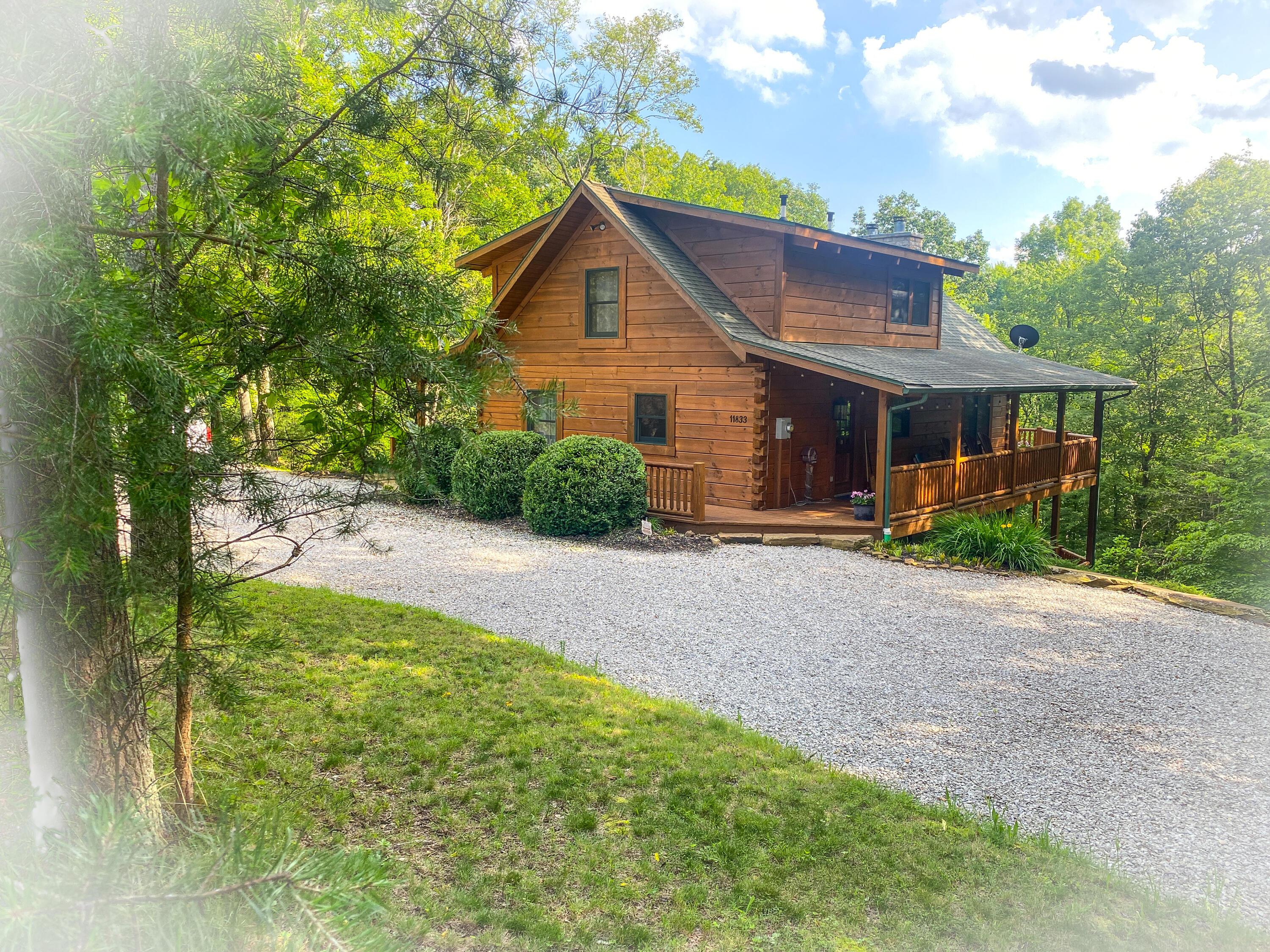 11833 Woodland Ridge Road Property Photo 1