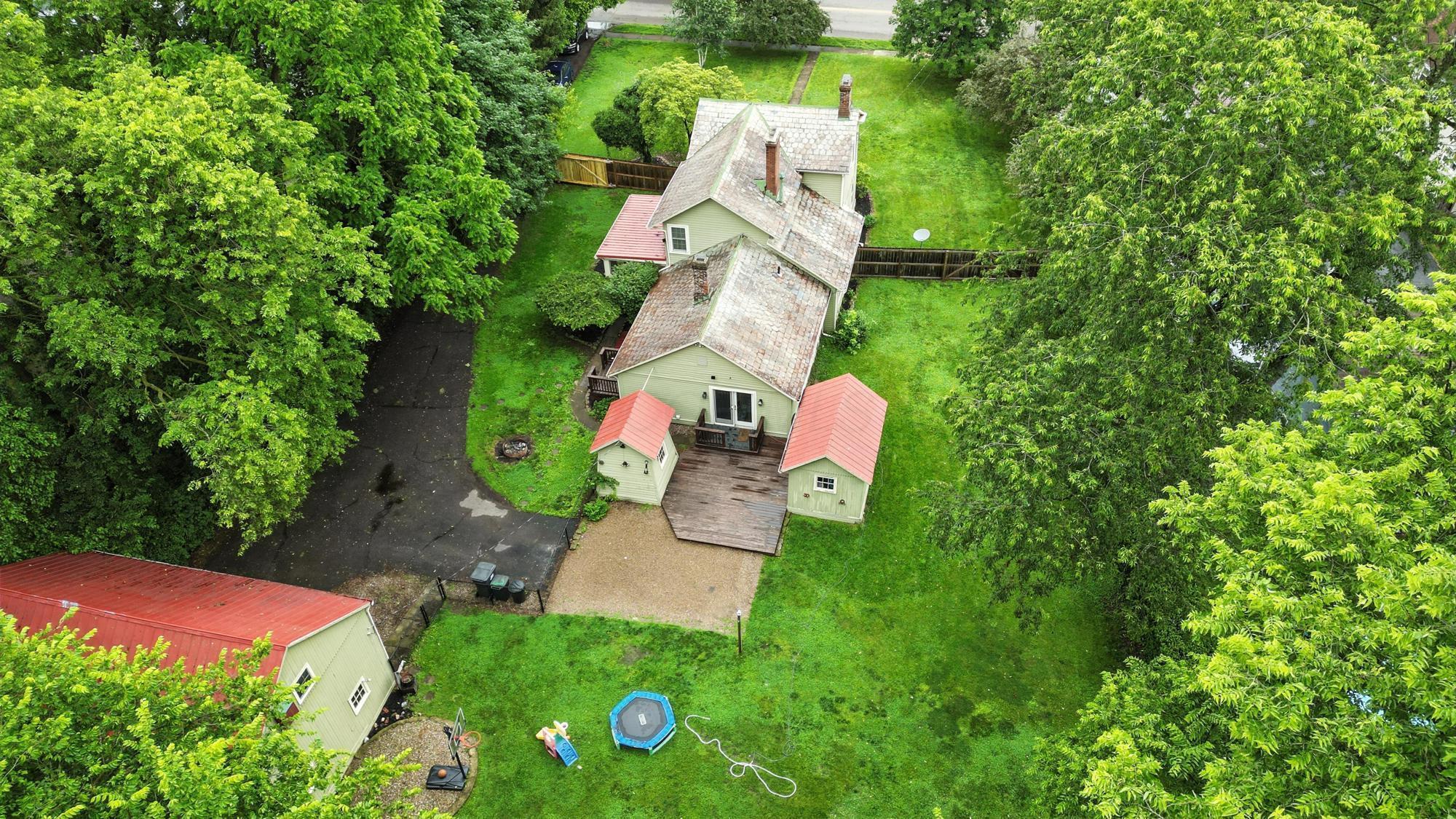 565 Granville Street Property Photo 6