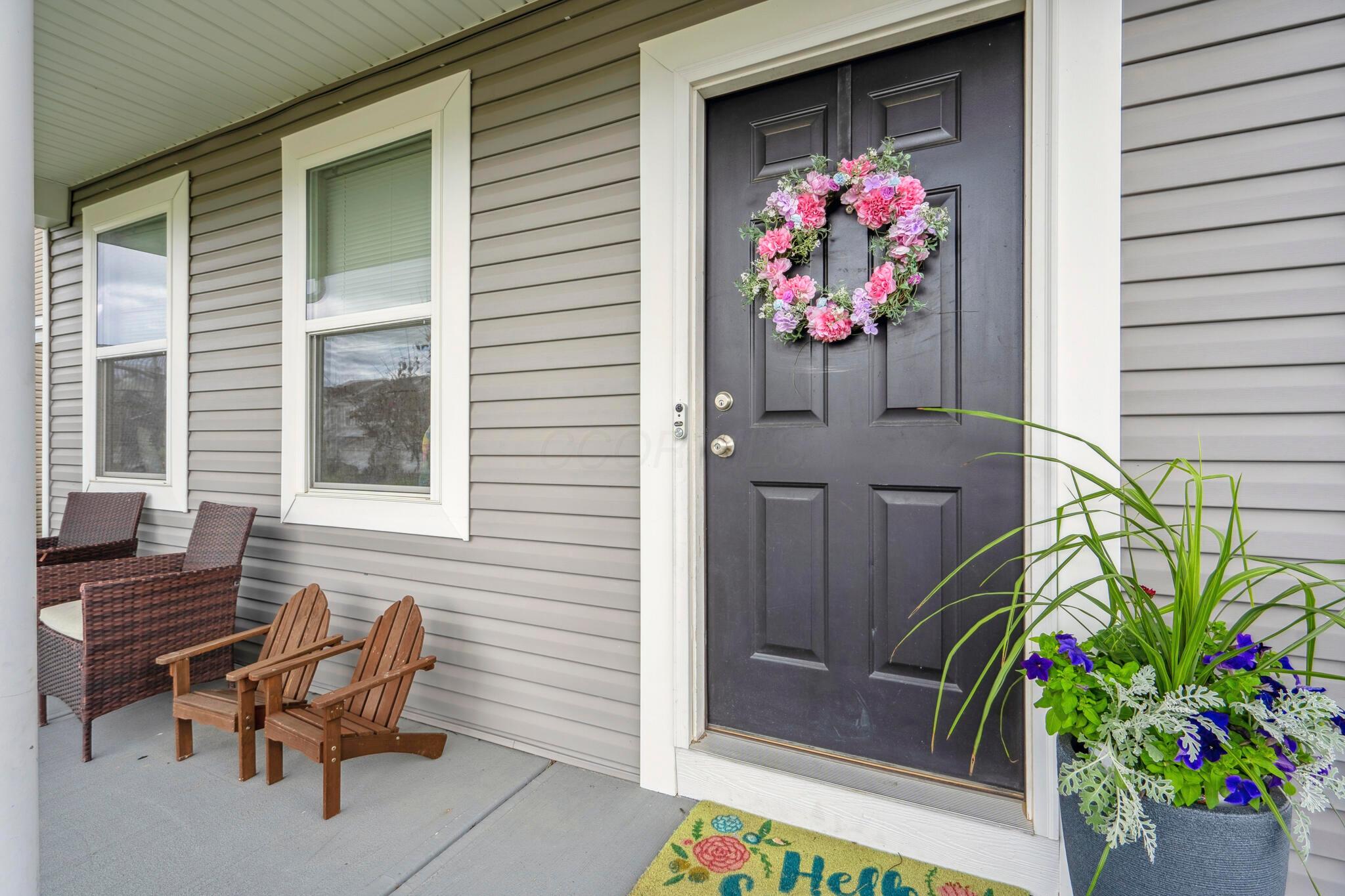 8022 Narrow Leaf Drive Property Photo 3