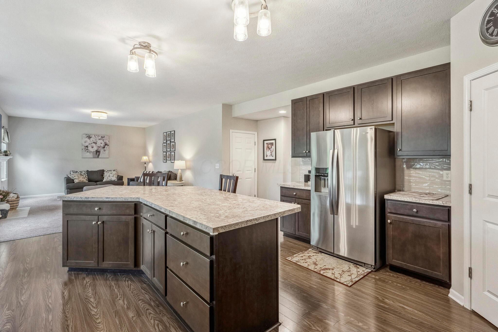 8022 Narrow Leaf Drive Property Photo 12