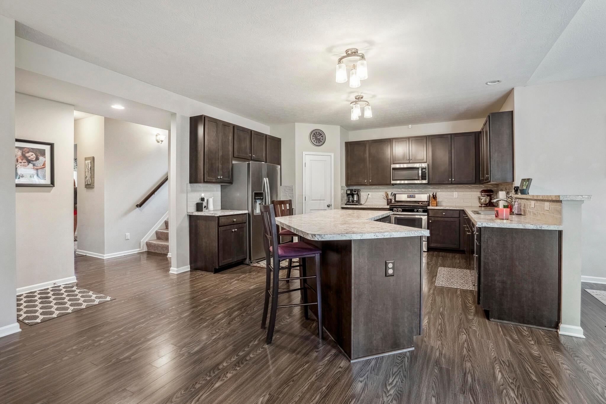 8022 Narrow Leaf Drive Property Photo 13