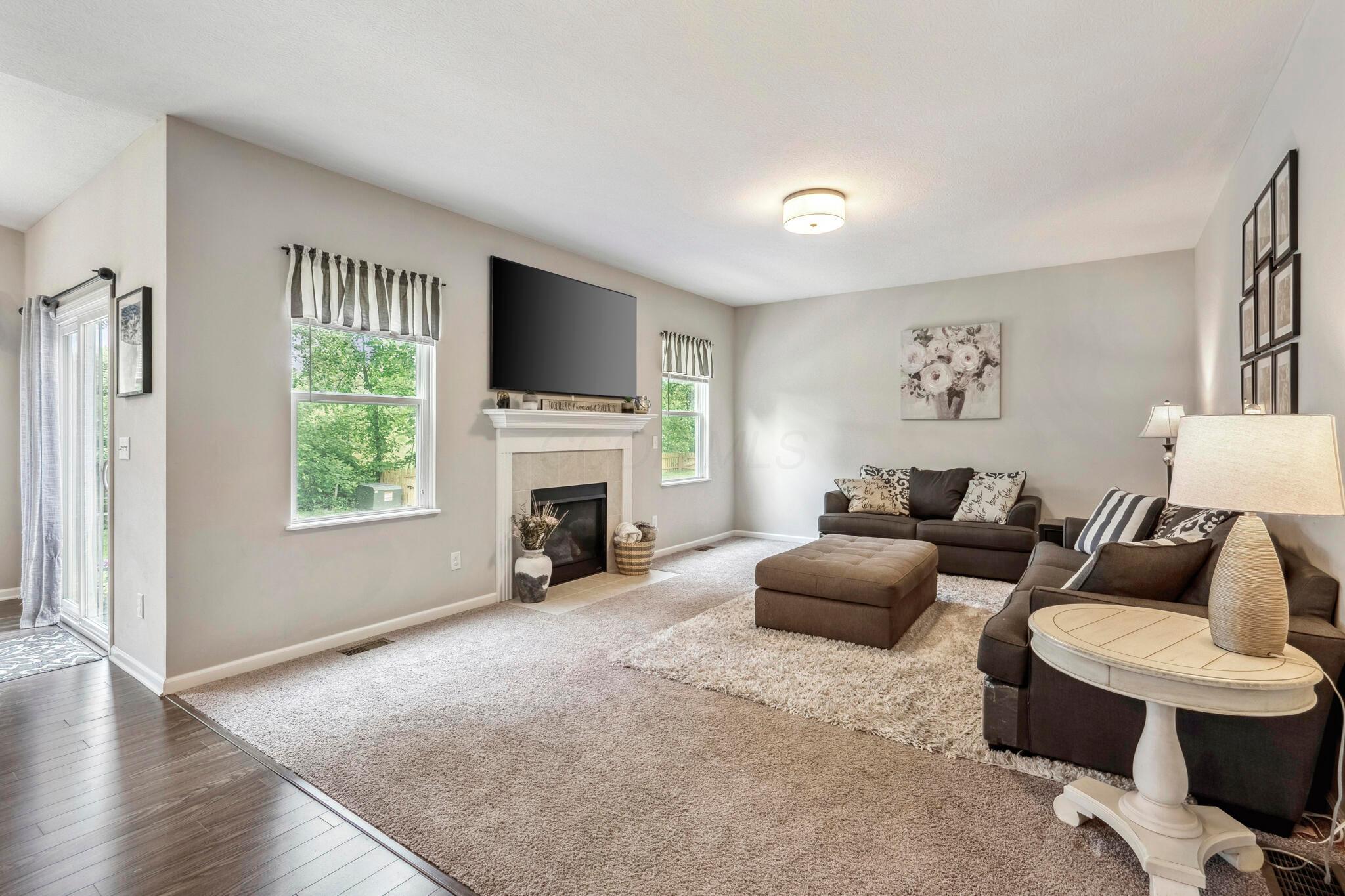 8022 Narrow Leaf Drive Property Photo 16