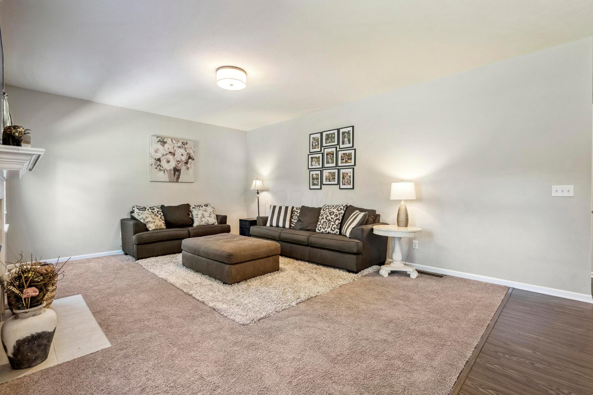 8022 Narrow Leaf Drive Property Photo 17