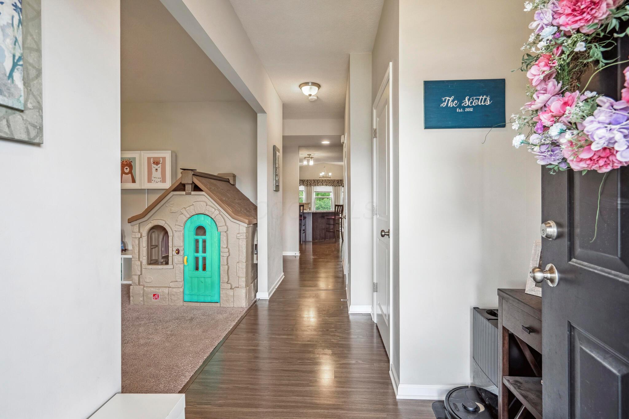 8022 Narrow Leaf Drive Property Photo 20