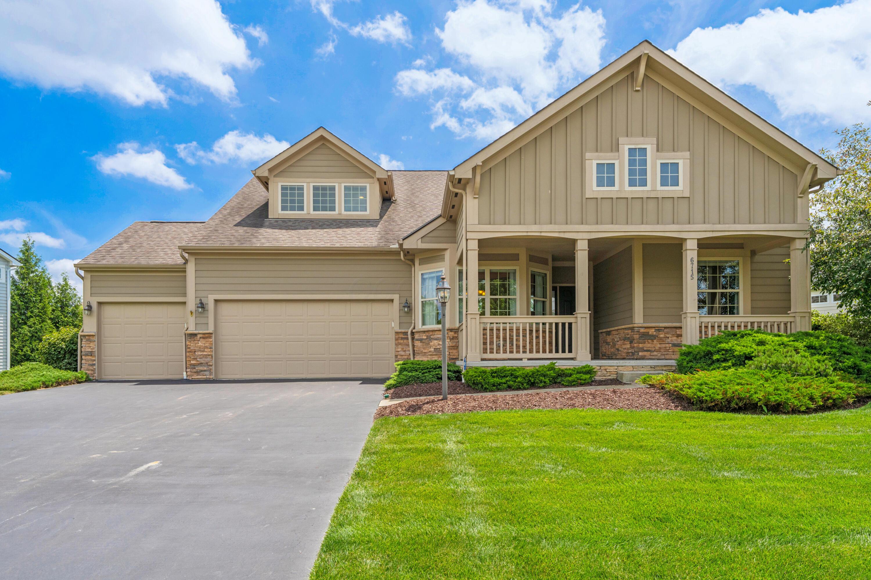 6715 Clear Creek Loop Property Photo 1